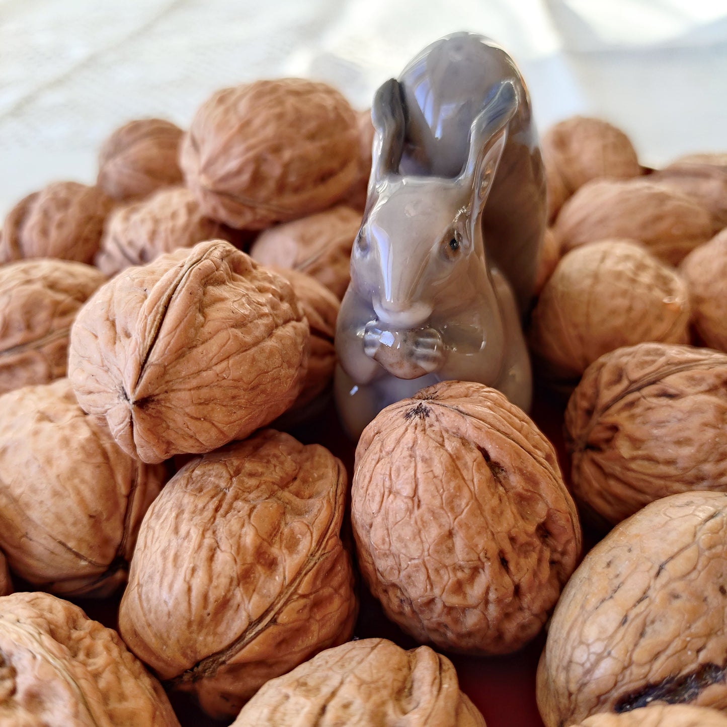Royal Copenhagen squirrel with nuts! ❤️Approximately 7cm H x 5cm W