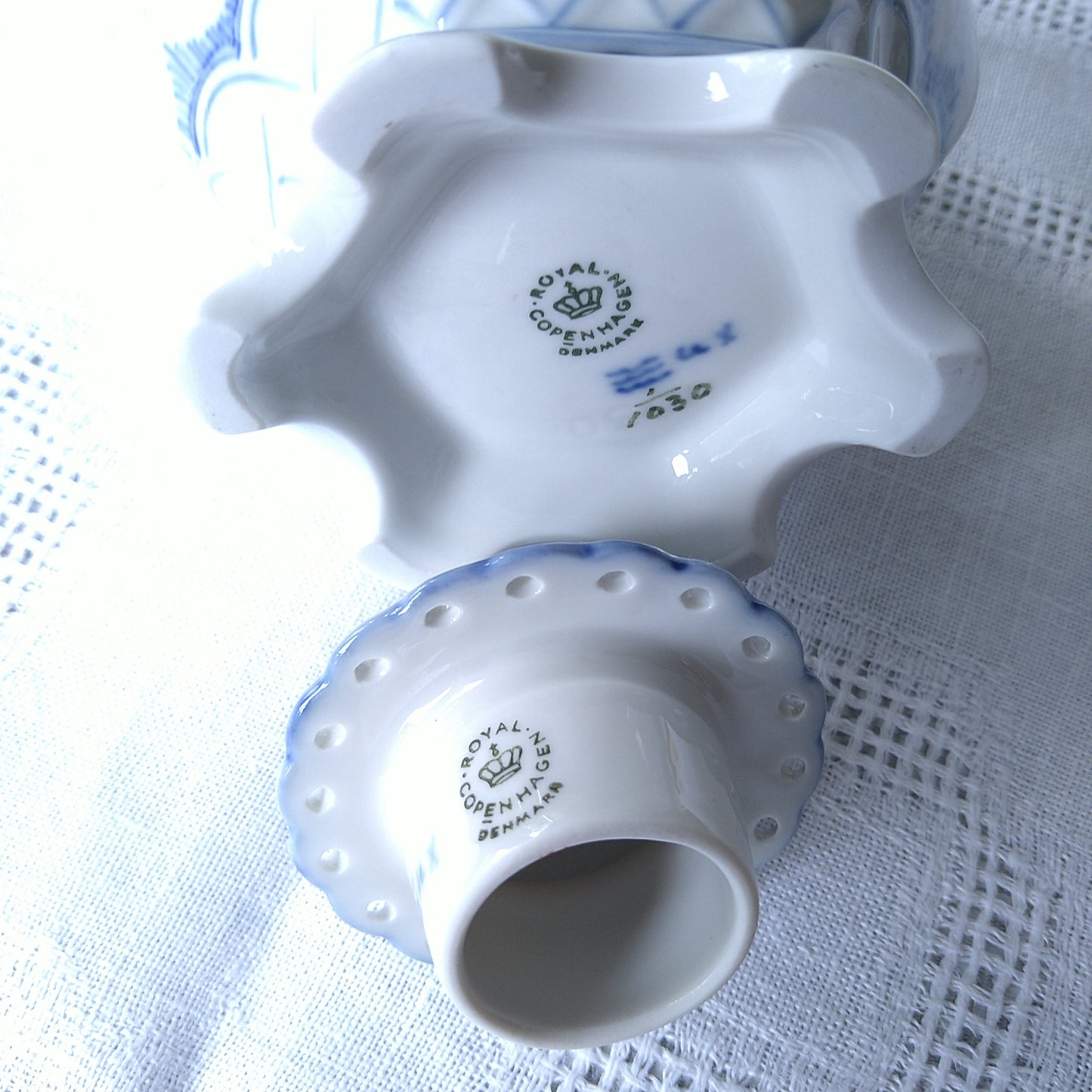 1965年RoyalCopenhagenブルーフルーテッドフルレースのモカポット高さ約21㎝H