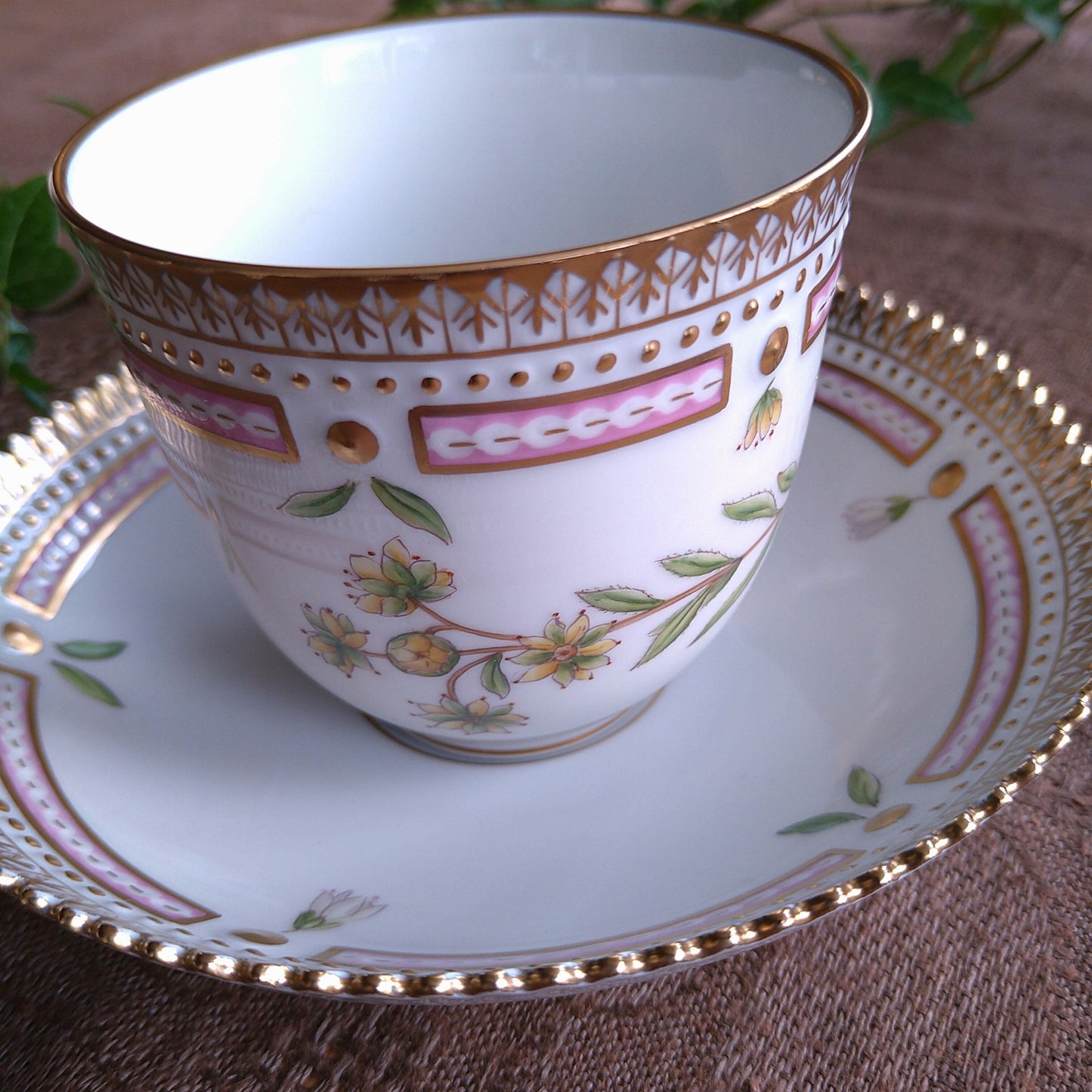 RoyalCopenhagenフローラダニカのコーヒーカップソーサー/Flora Danica cup and saucer