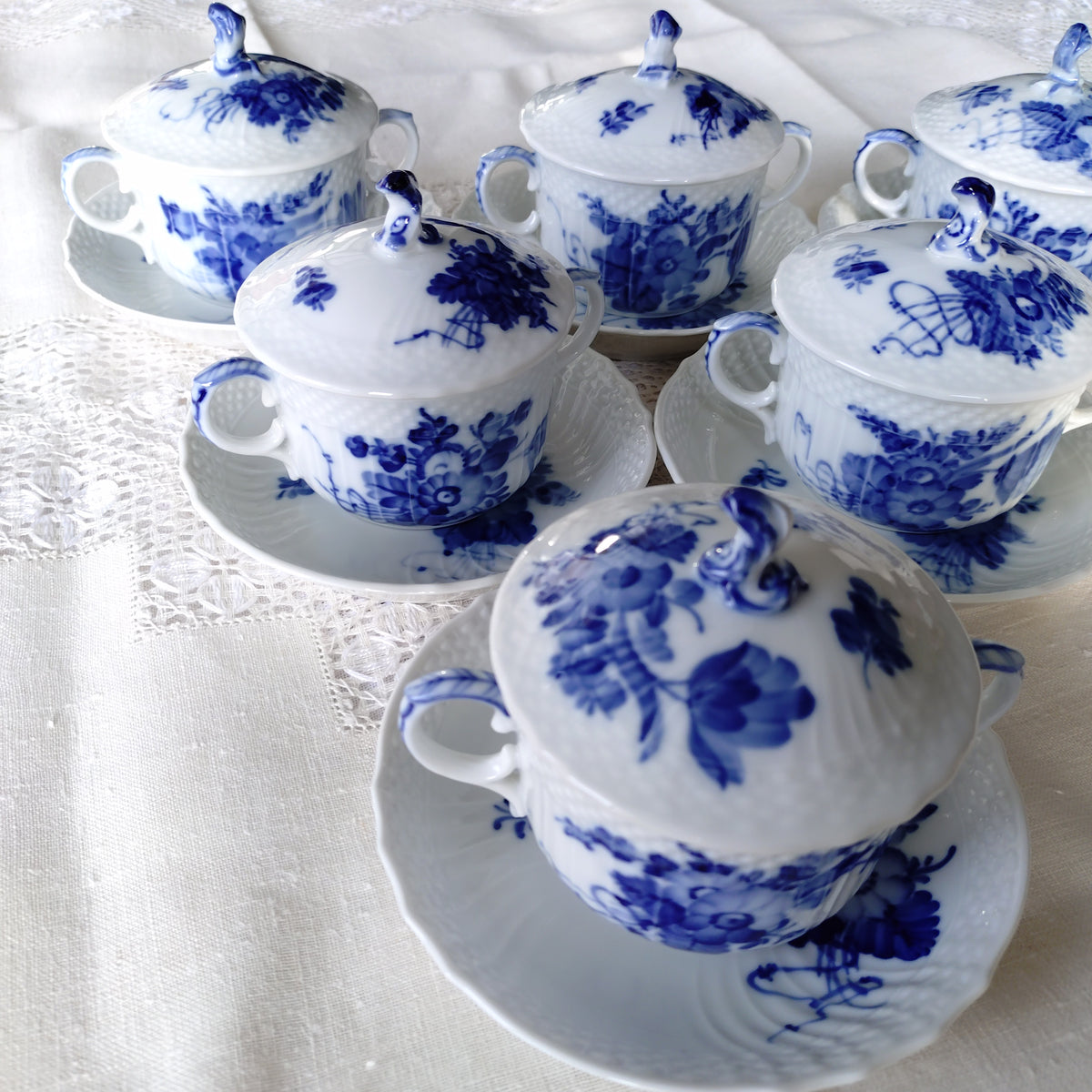 1960~80年代のRoyalCopenhagenブルーフラワーカーブのブイヨンカップソーサー/Blue Flower Curve Bouillon Cup and saucer