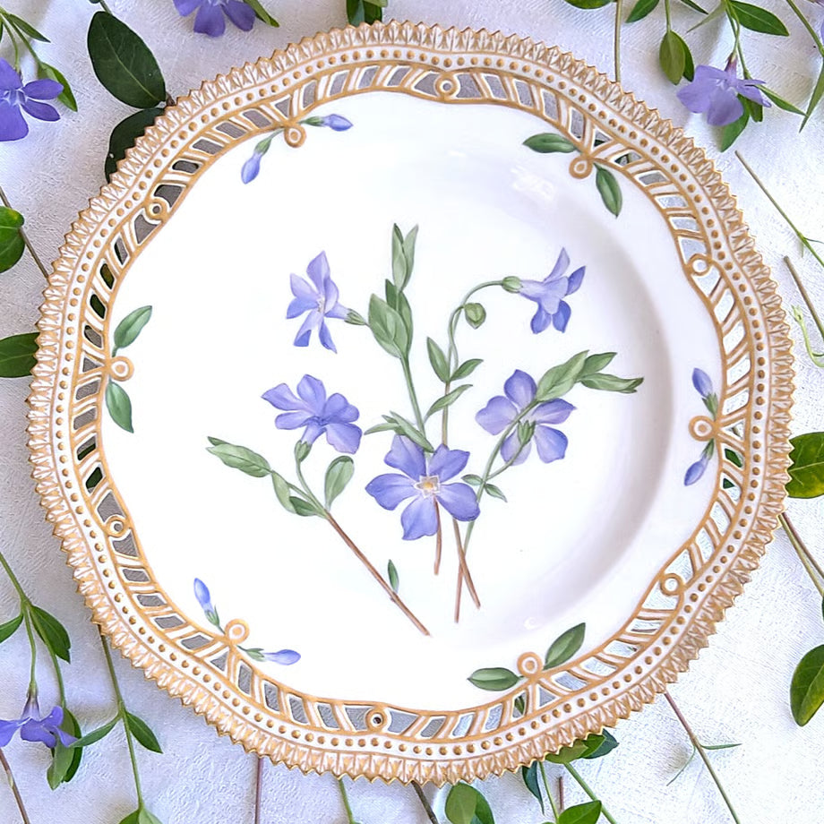 Antique Tanaka Online