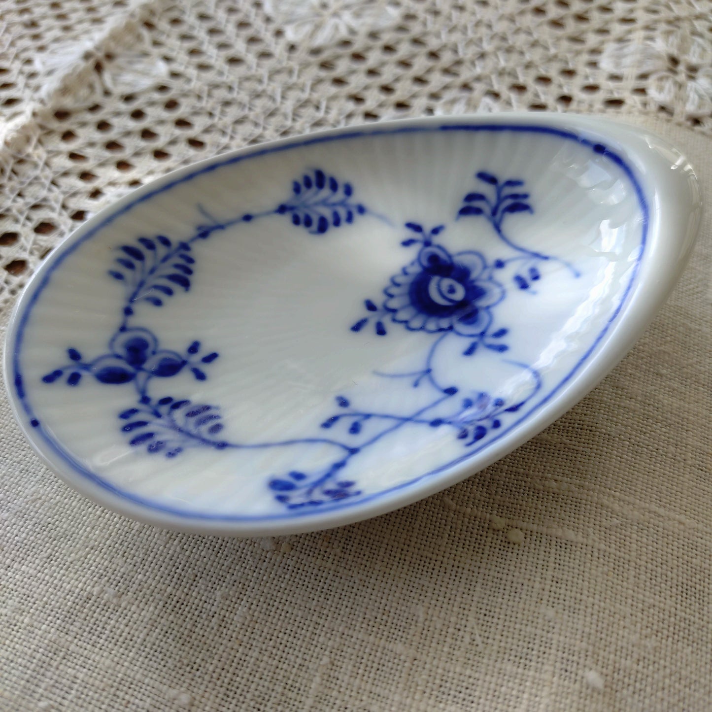 1958年RoyalCopenhagenブルーフルーテッド貝の形の小さなお皿10.5㎝×7.2㎝/BlueFlutedPlainShellFormPlate