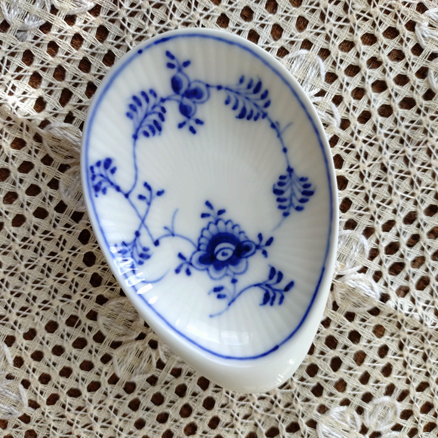 1958年RoyalCopenhagenブルーフルーテッド貝の形の小さなお皿10.5㎝×7.2㎝/BlueFlutedPlainShellFormPlate
