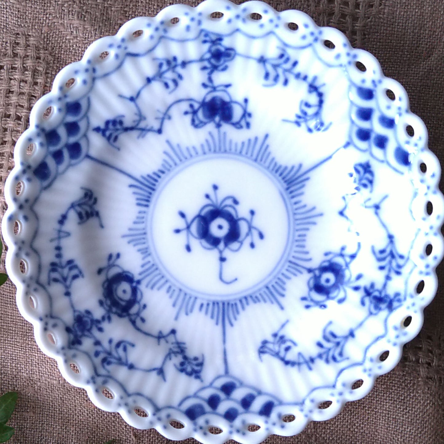 RoyalCopenhagenFullLaceフルレース直径約11㎝型番号1145の小皿/Full lace mini dish 11cm diam