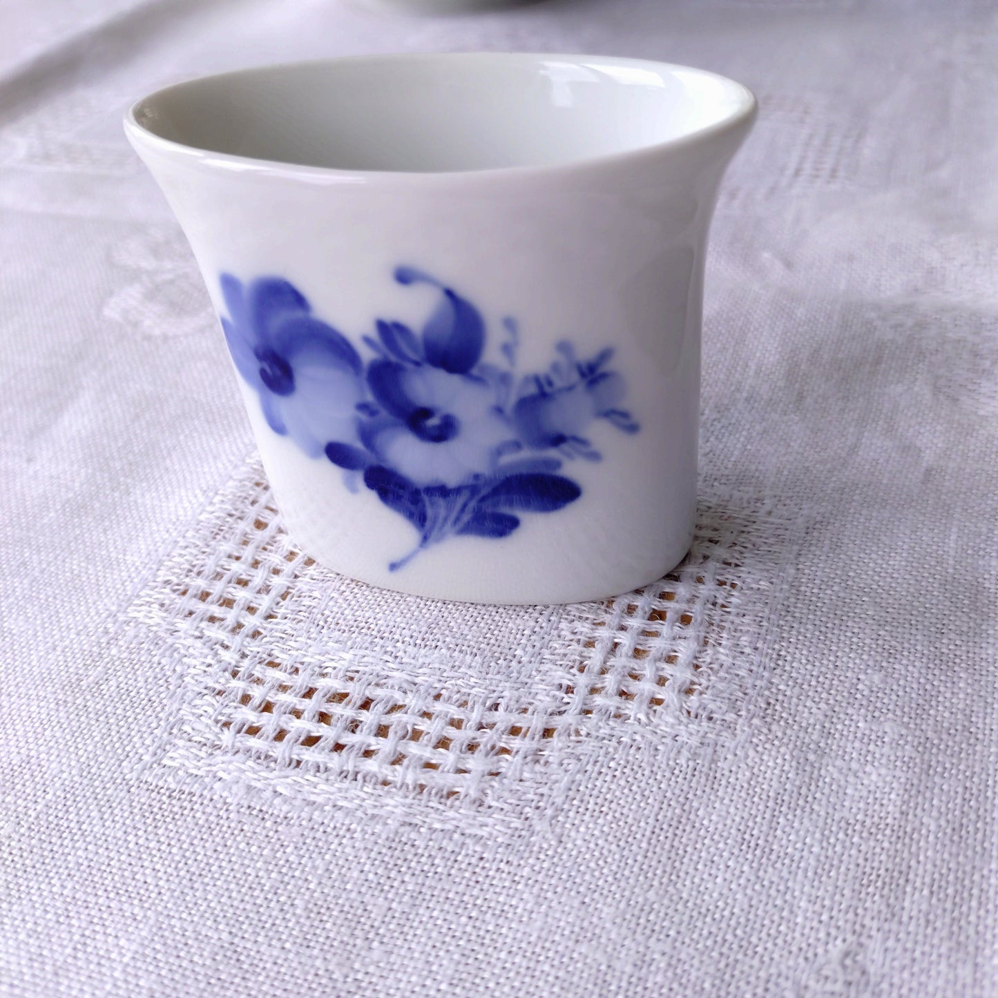 1924～1934年RoyalCopenhagenブルーフラワープレインの小さな楕円の花瓶/シガレットホルダー高さ約6㎝H