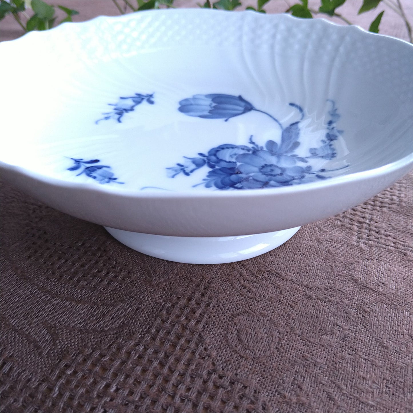 1963年のブルーフラワーカーブ高台のお皿直径約17.5㎝/BlueFlowerCurvesStandDIsh