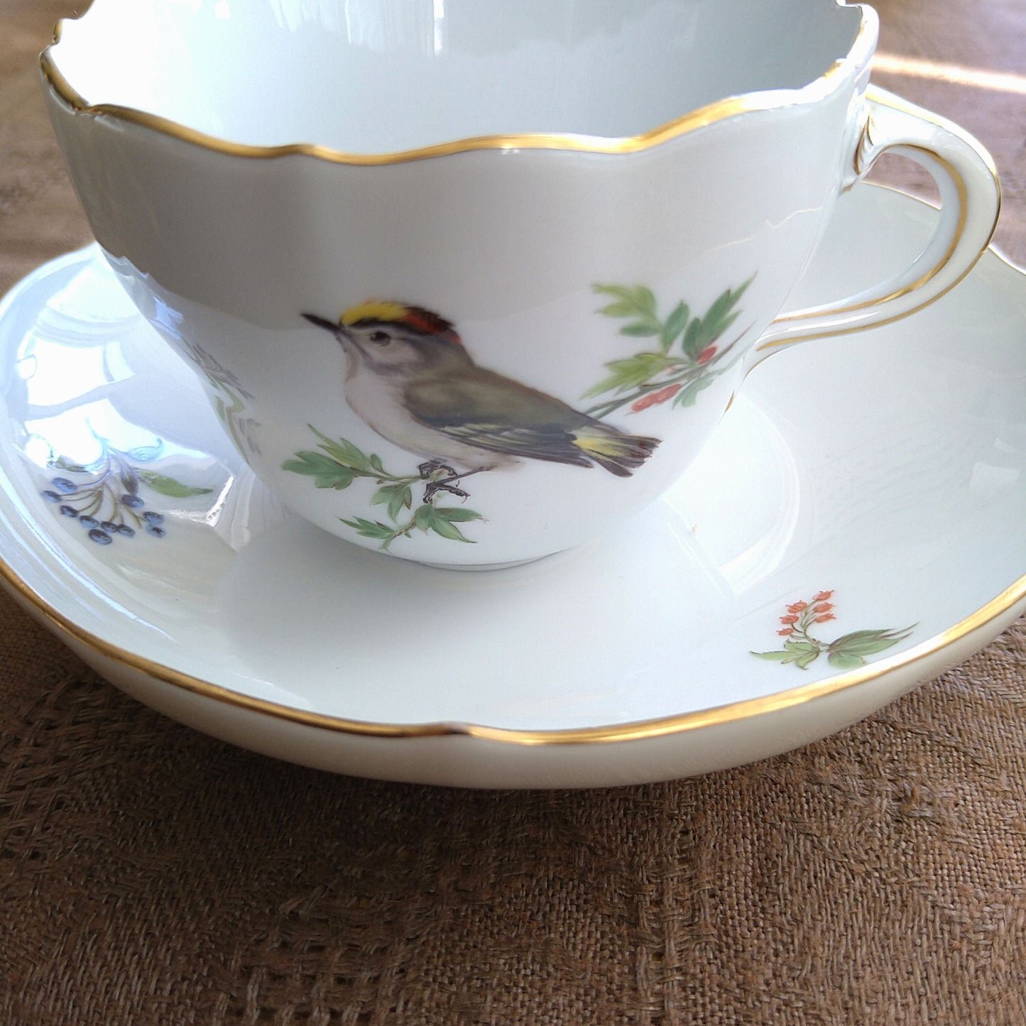Meissenマイセン1970年頃ドイツの鳥キクイタダキのコーヒーカップソーサー