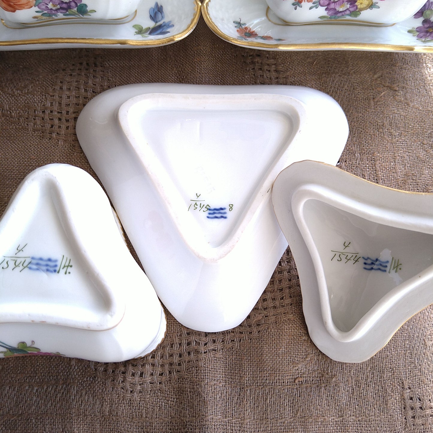 Royal Copenhagenサクソンフラワー三角カスタードカップソーサー/SaxonFlower Custurd cup and saucer