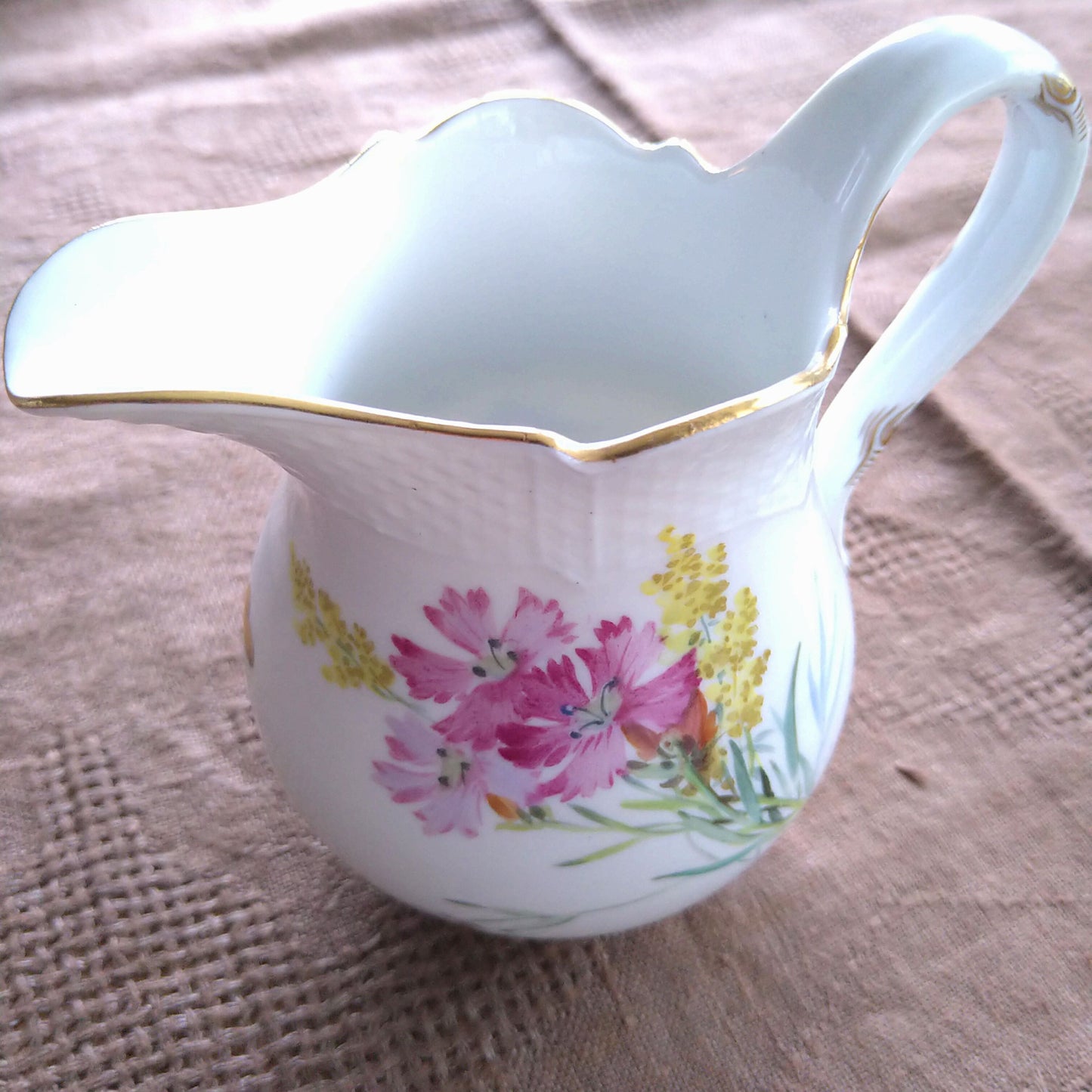 1924年以前マイセン自然主義様式絵付けのミルクピッチャー/Milk Jug