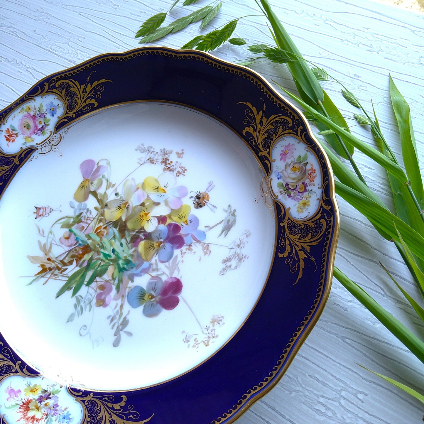 Meissen マイセンコバルトフォンド自然主義絵付け直径約25㎝D三色すみれ/MeissenCobalt FondPlate
