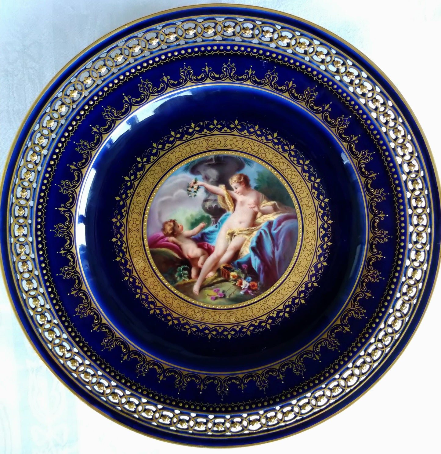 Meissen ヴィーナスと天使のコバルトのキャビネットプレート直径約23㎝D