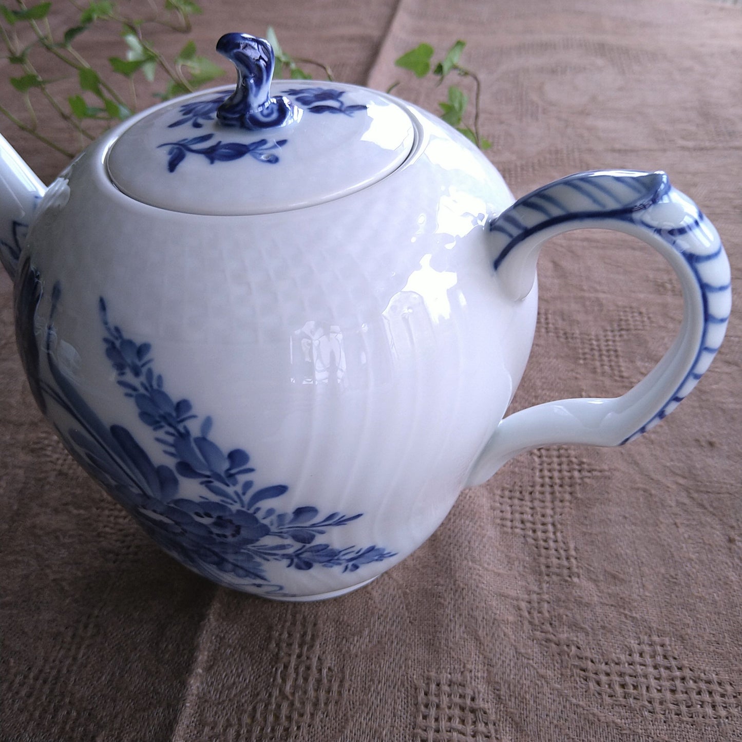 Royal copenhagenブルフラワーカーブティーポット高さ16.5㎝/Blue flower curve Tea pot 16.5cm H