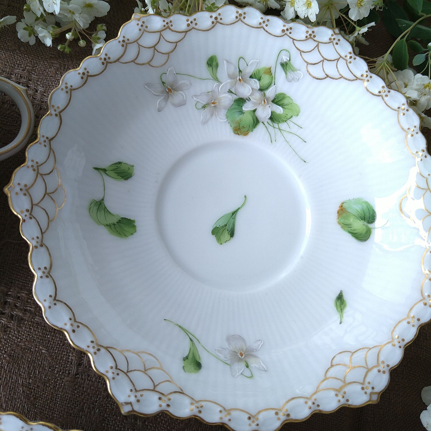 1892年RoyalCopenhagen の白いスミレのカップソーサー/WhiteVioletCupSaucer