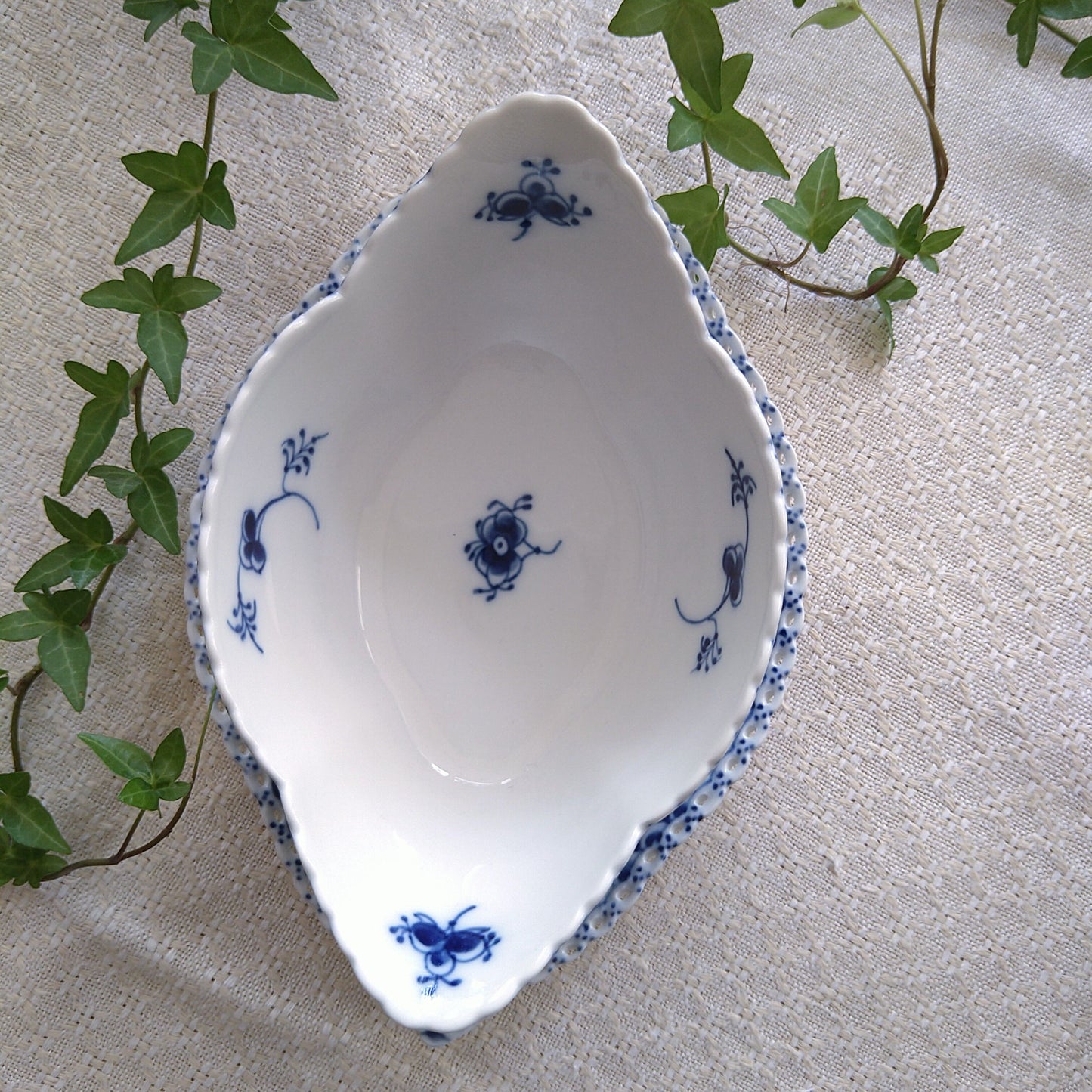 Royal Copenhagen 全花邊醬料碟