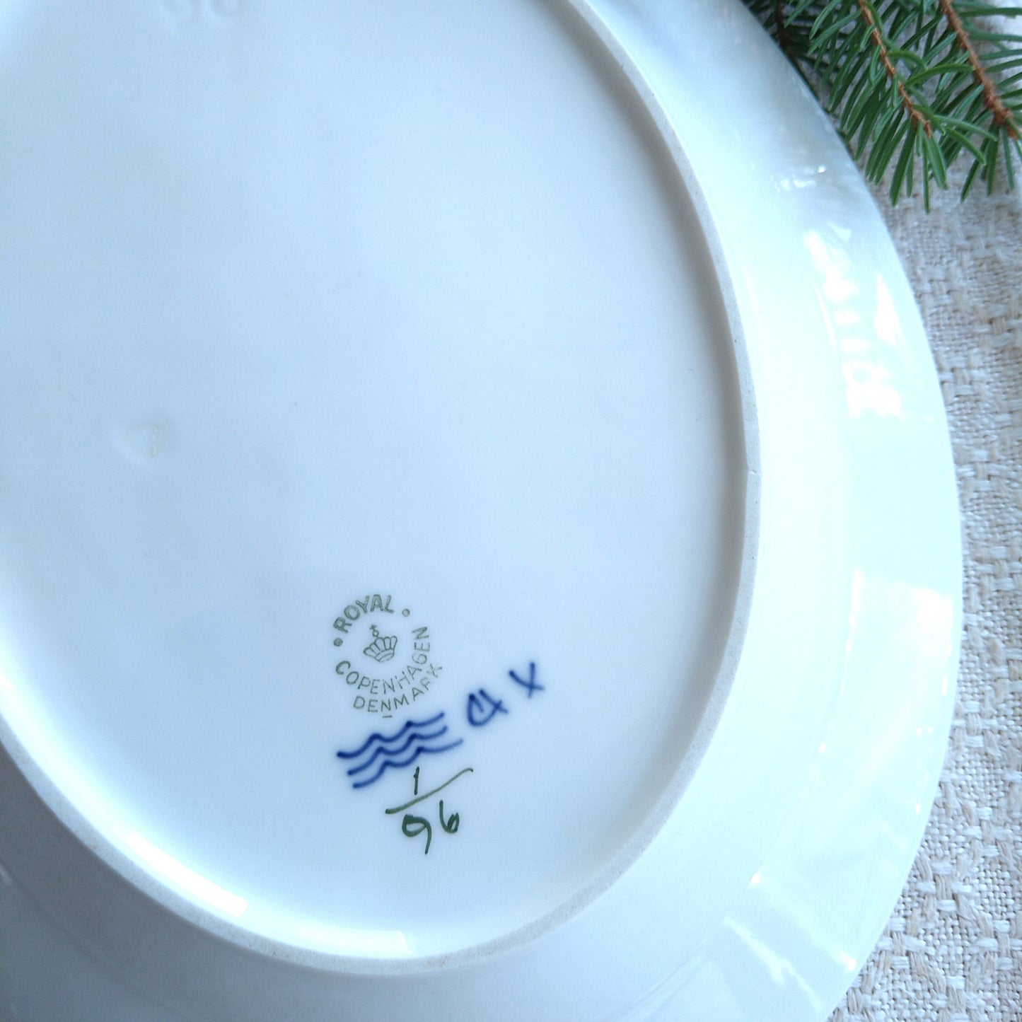 1957年RoyalCopenhagenブルーフルーテッドプレインの小さめ楕円皿25㎝×19.5㎝/BlueFlutedPlainOvalPlate