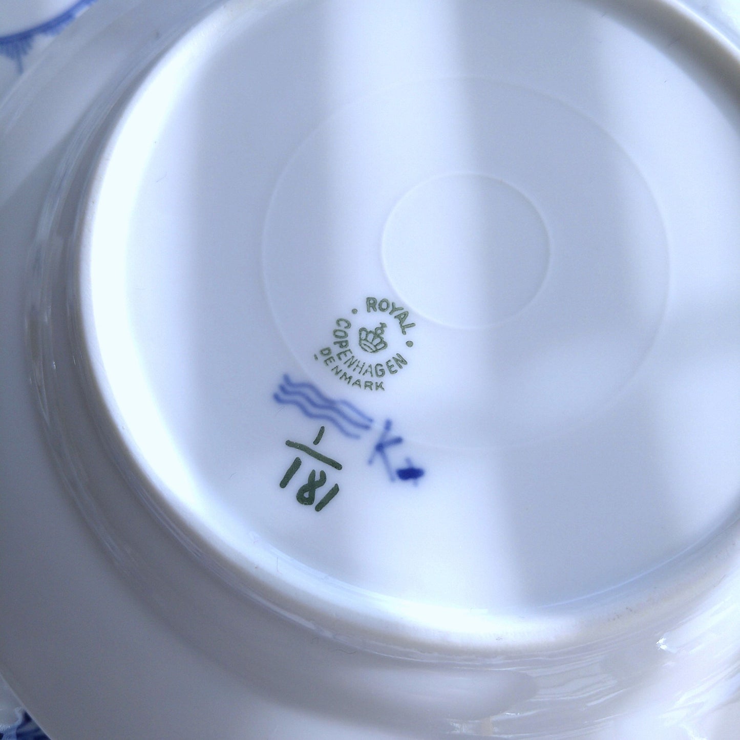 1964年から1974年と1955年のRoyalCopenhagenブルーフルーテッドプレインのプレート15.5㎝/PlainPlate