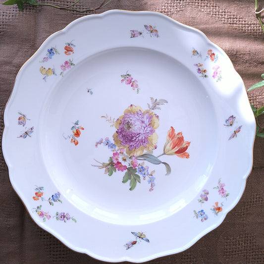 1860～1924年Meissen花と昆虫の絵 ディナープレート24㎝D黄色と紫の花/Dinnar  plate