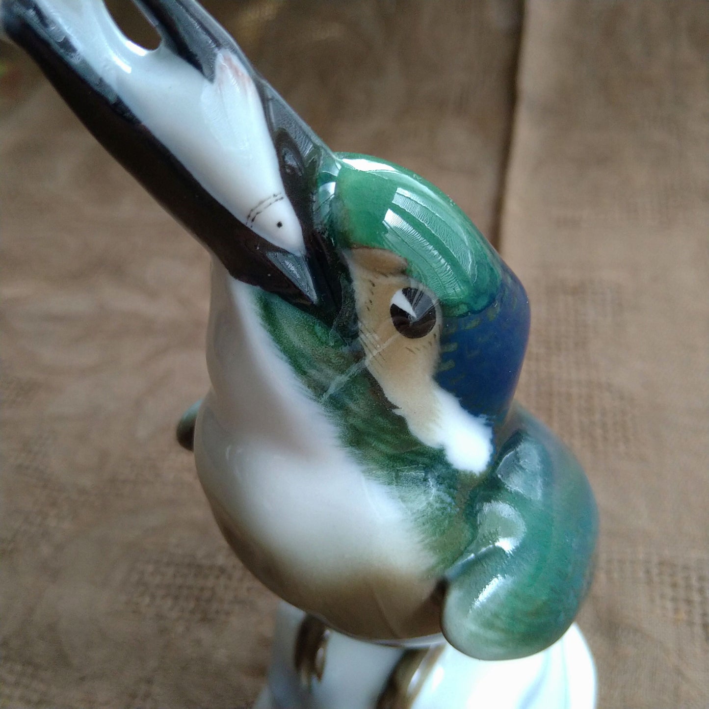 KPMベルリンの魚をくわえたカワセミ高さ約19㎝H/KPM Kingfisher with a fish