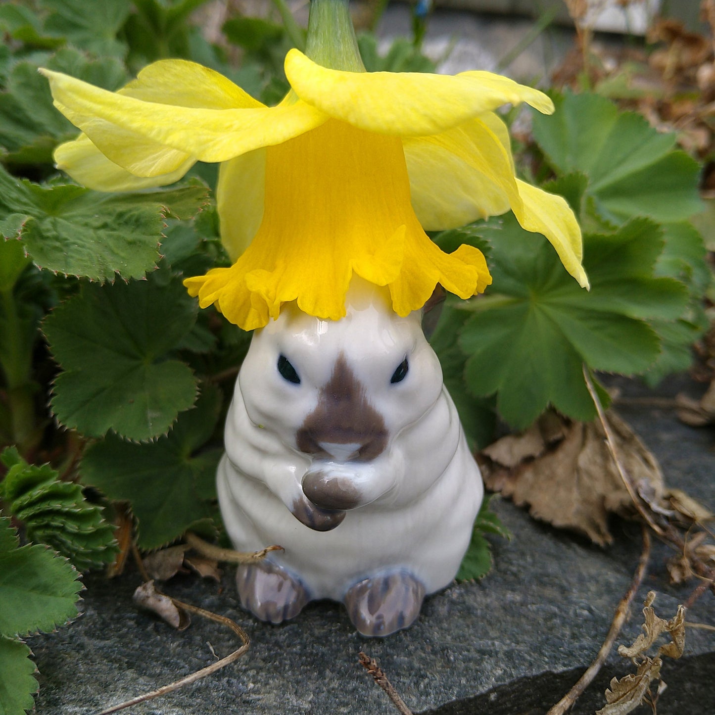 Bing＆Grondahlビングオーグレンダールのイヤーフィギュリン1999年のチビウサギ🐰ちゃん高さ約6.5㎝H