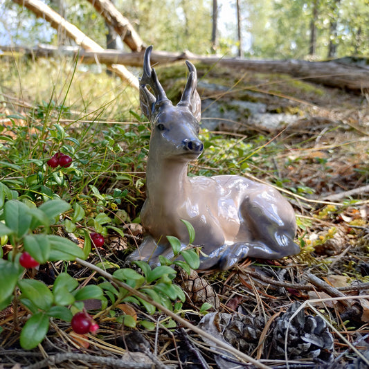 1969～1974年RoyalCopenhagenの鹿🦌高さ約15㎝H、足からお尻まで約16㎝L