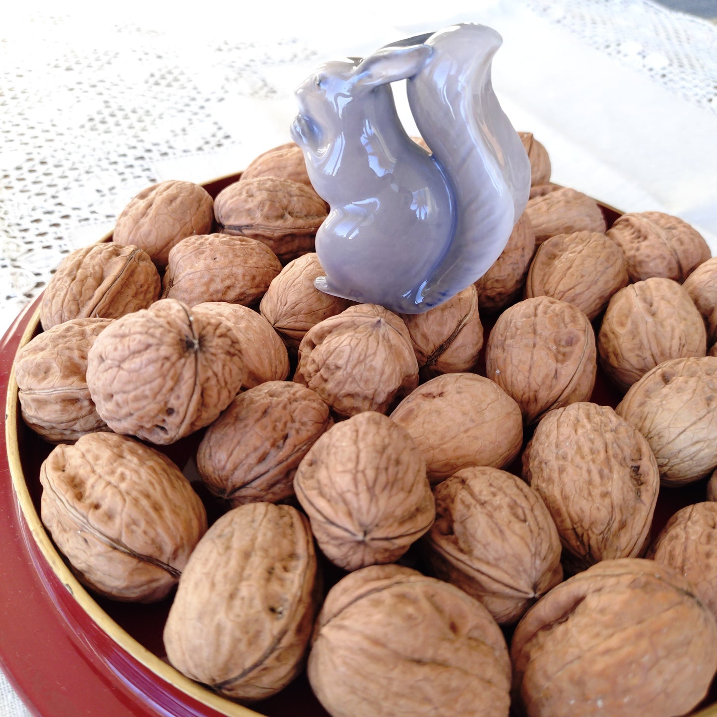 Royal Copenhagen squirrel with nuts! ❤️Approximately 7cm H x 5cm W