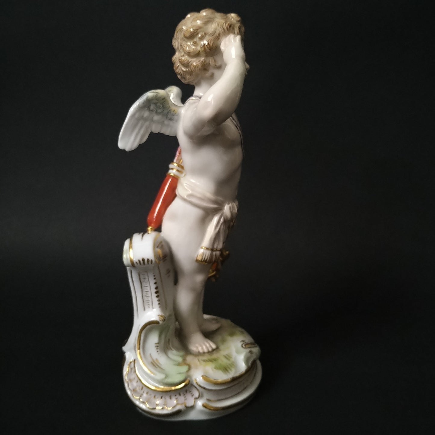 Pre-1924 Meissen Saluting Cupid 💘 Approx. 15.5 cm H, Base approx. 5.5 cm W x 6 cm L