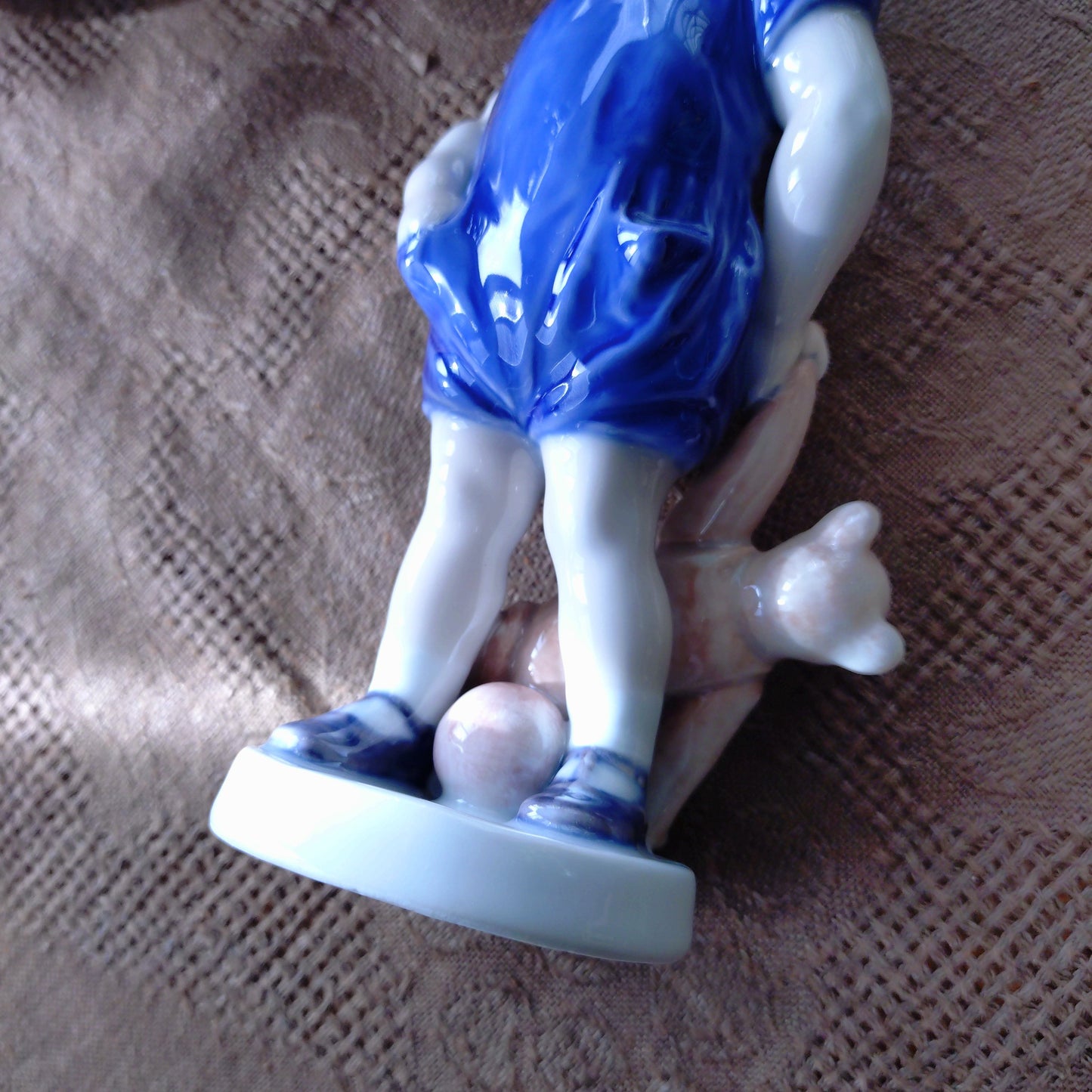 The boy with the Royal Copenhagen teddy bear is approximately 18.5 cm (H).