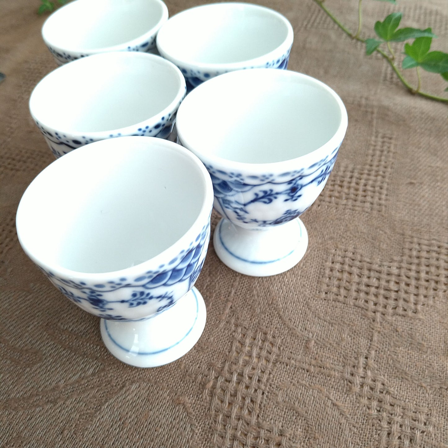 1950年代のブルーフルーテッドハーフのエッグスタンド/BlueFluted Egg stand