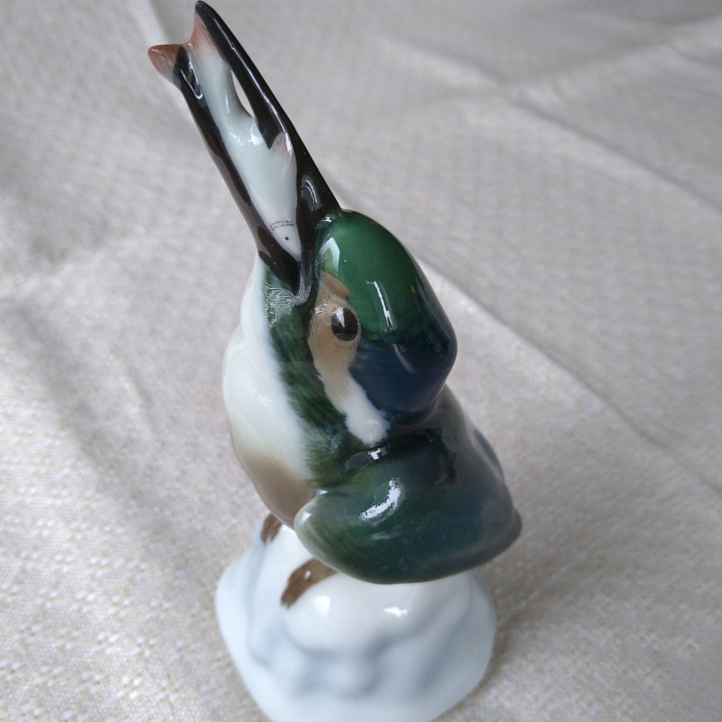 KPMベルリンの魚をくわえたカワセミ高さ約19㎝H/KPM Kingfisher with a fish