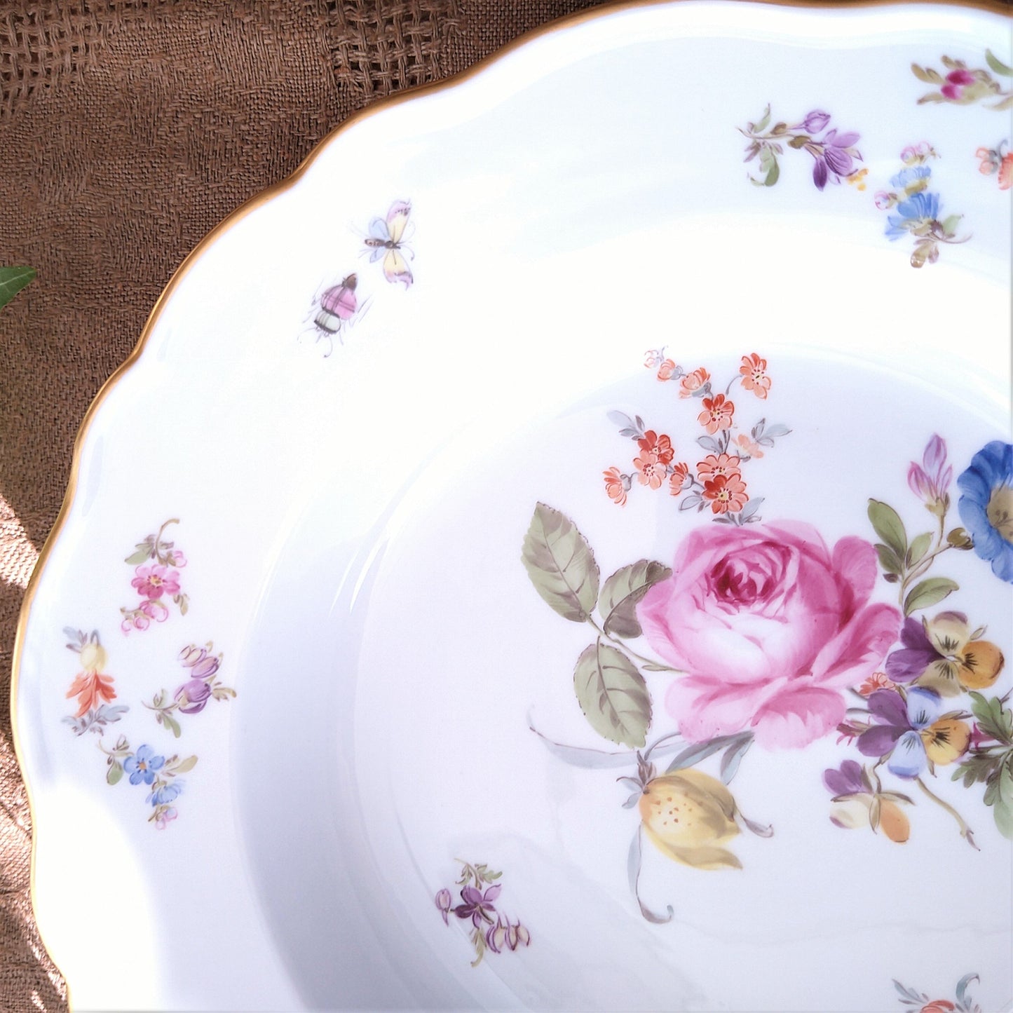 1860～1924年Meissen花と昆虫の絵のスープ深皿23.5㎝ピンクのバラ/Soup Plate23.5cm D