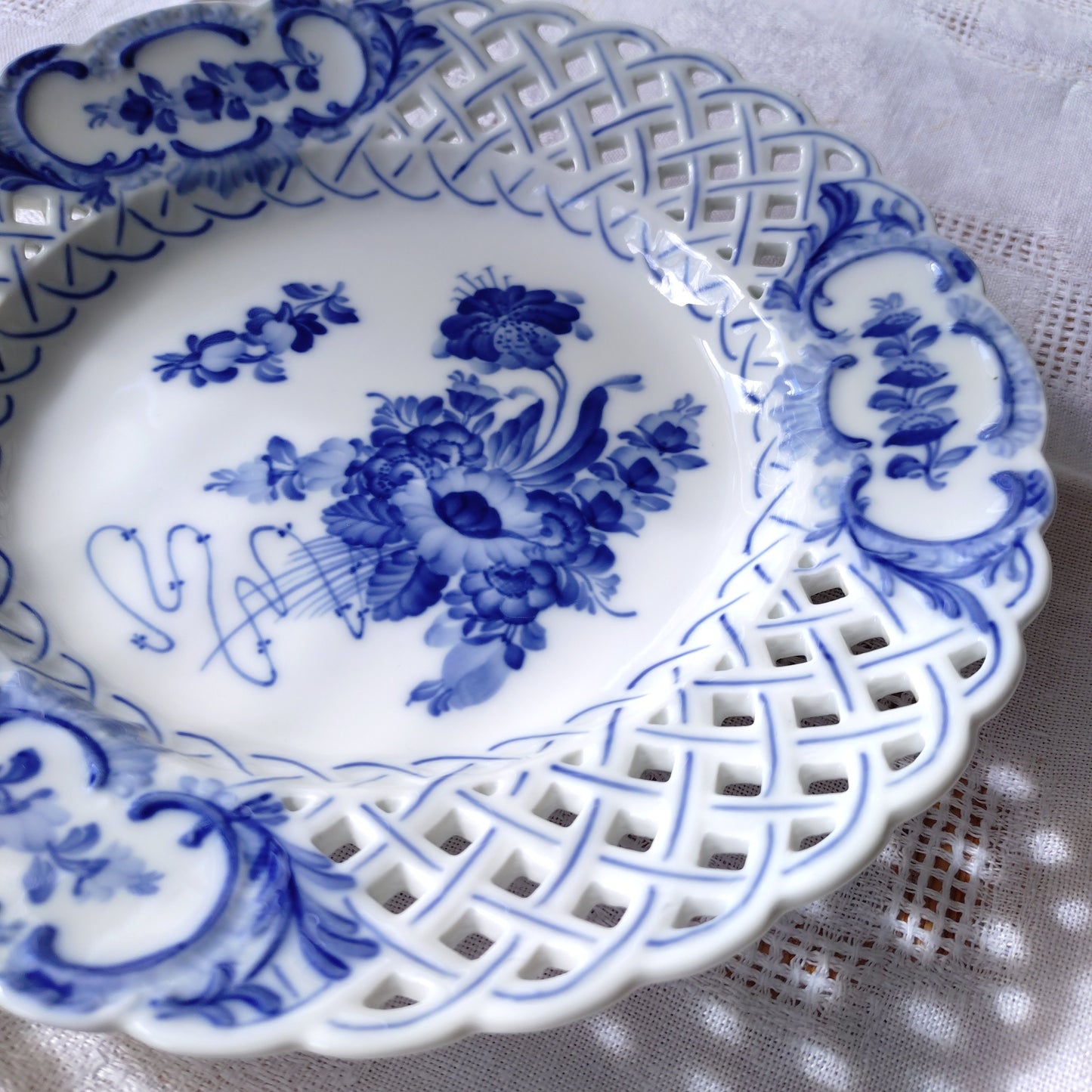 1969年～1974年のRoyalCopenhagenブルーフラワーのオープンワークのお皿は直径約23.7㎝D/BlueFlowerLacePlate