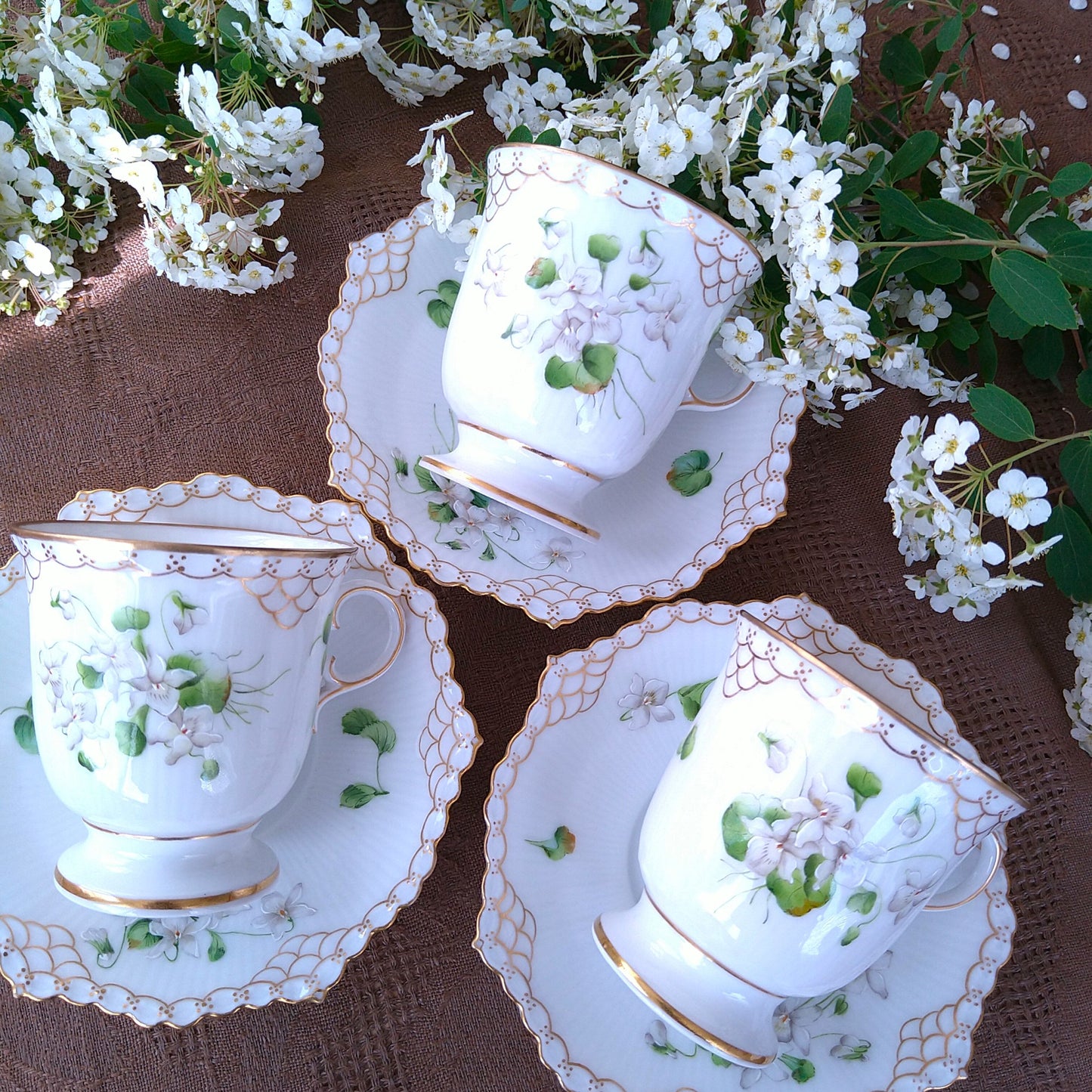 1892年RoyalCopenhagen の白いスミレのカップソーサー/WhiteVioletCupSaucer