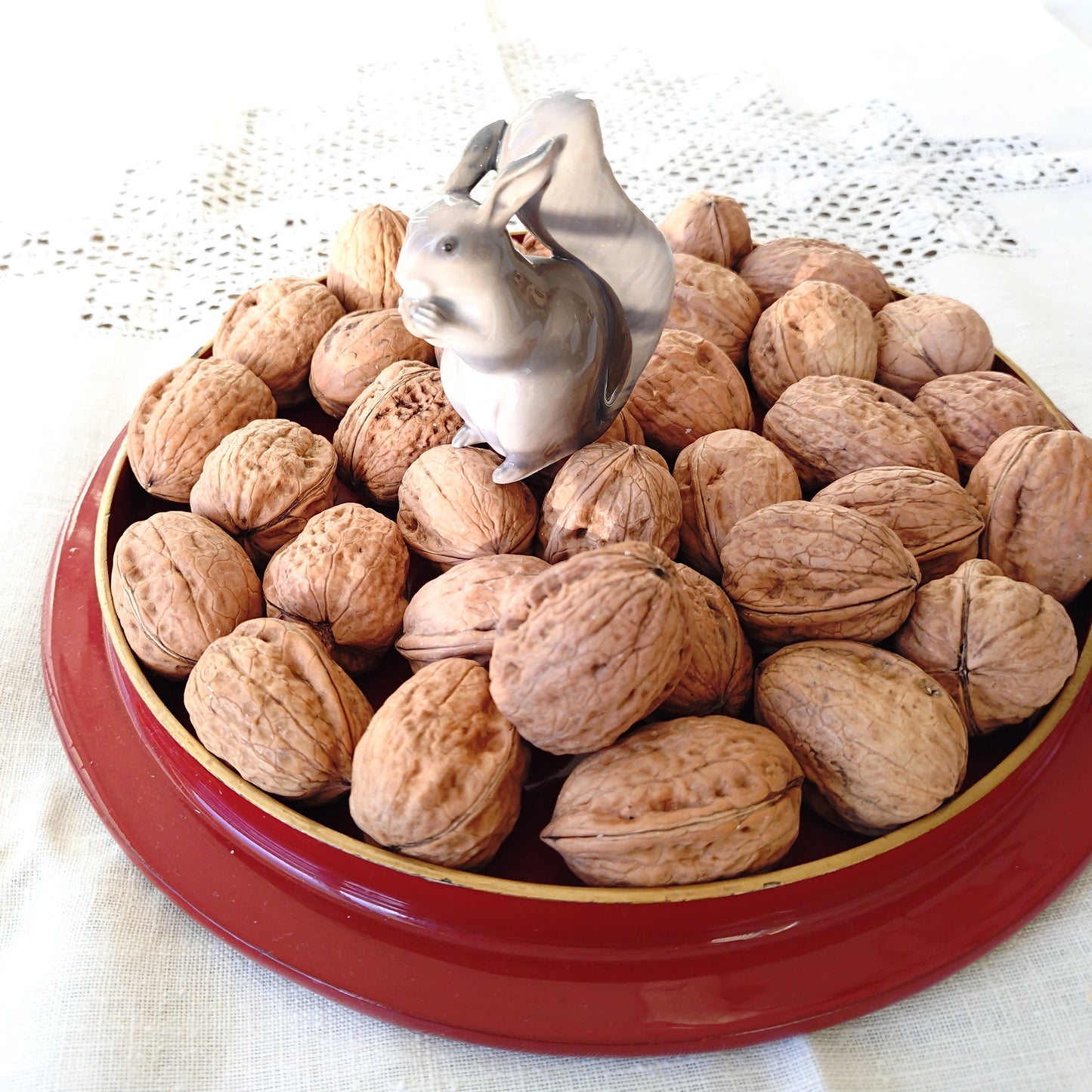 Royal Copenhagen squirrel with nuts! ❤️Approximately 7cm H x 5cm W
