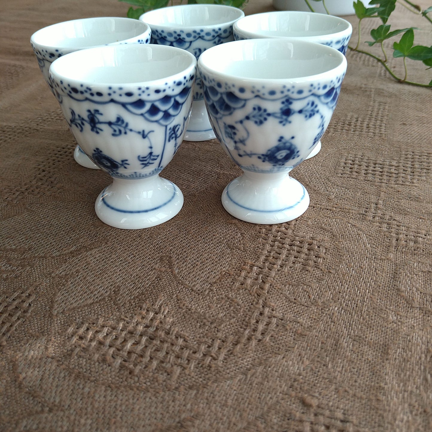 1950年代のブルーフルーテッドハーフのエッグスタンド/BlueFluted Egg stand