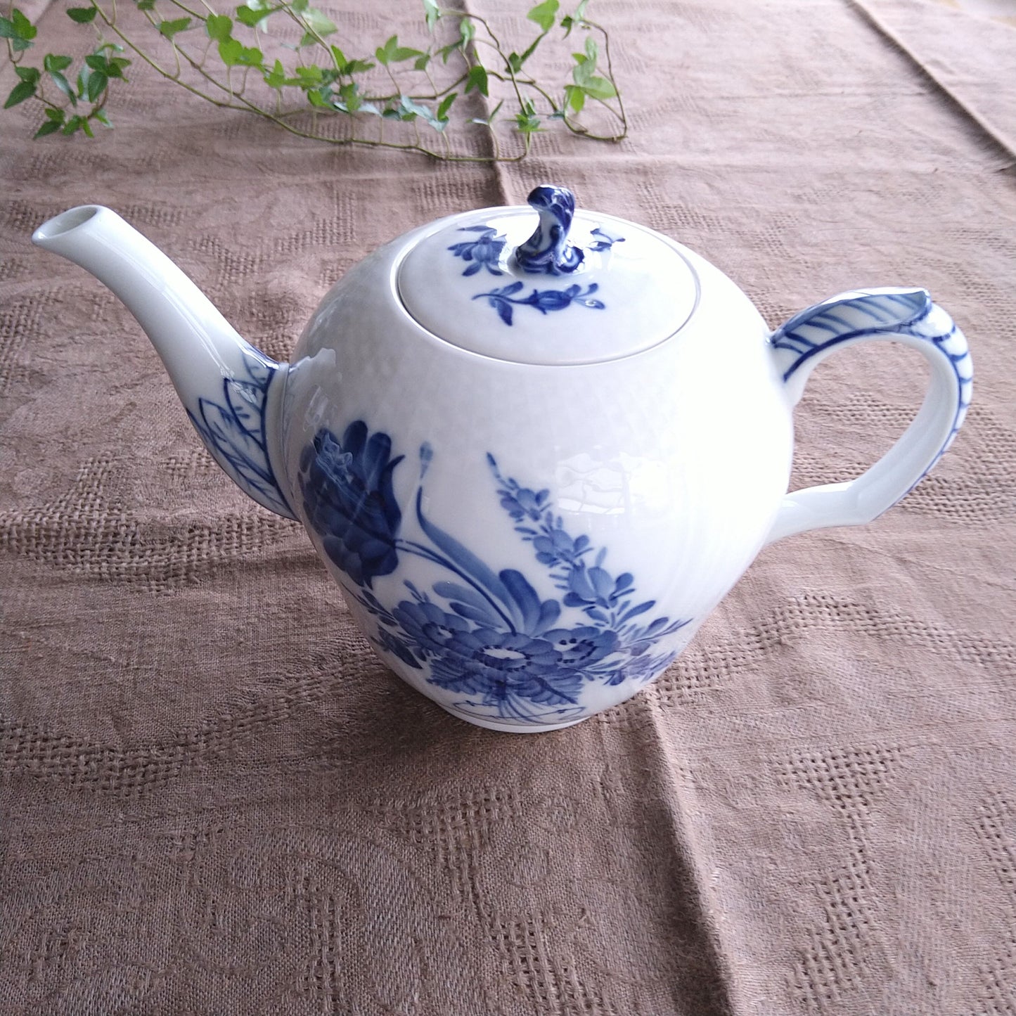 Royal copenhagenブルフラワーカーブティーポット高さ16.5㎝/Blue flower curve Tea pot 16.5cm H