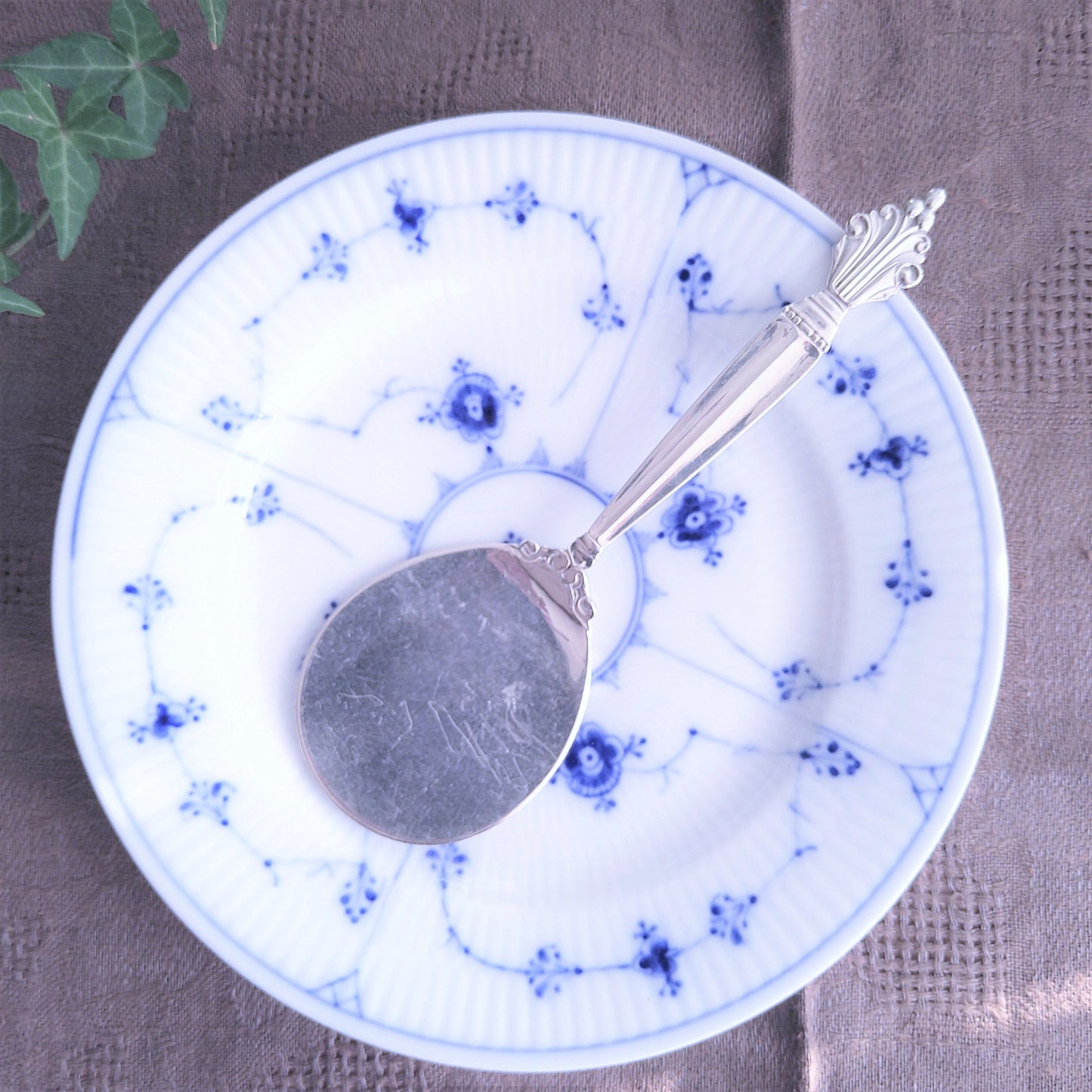 GeorgJensenアカンサスのケーキサーパー/Acanthus Cake sever