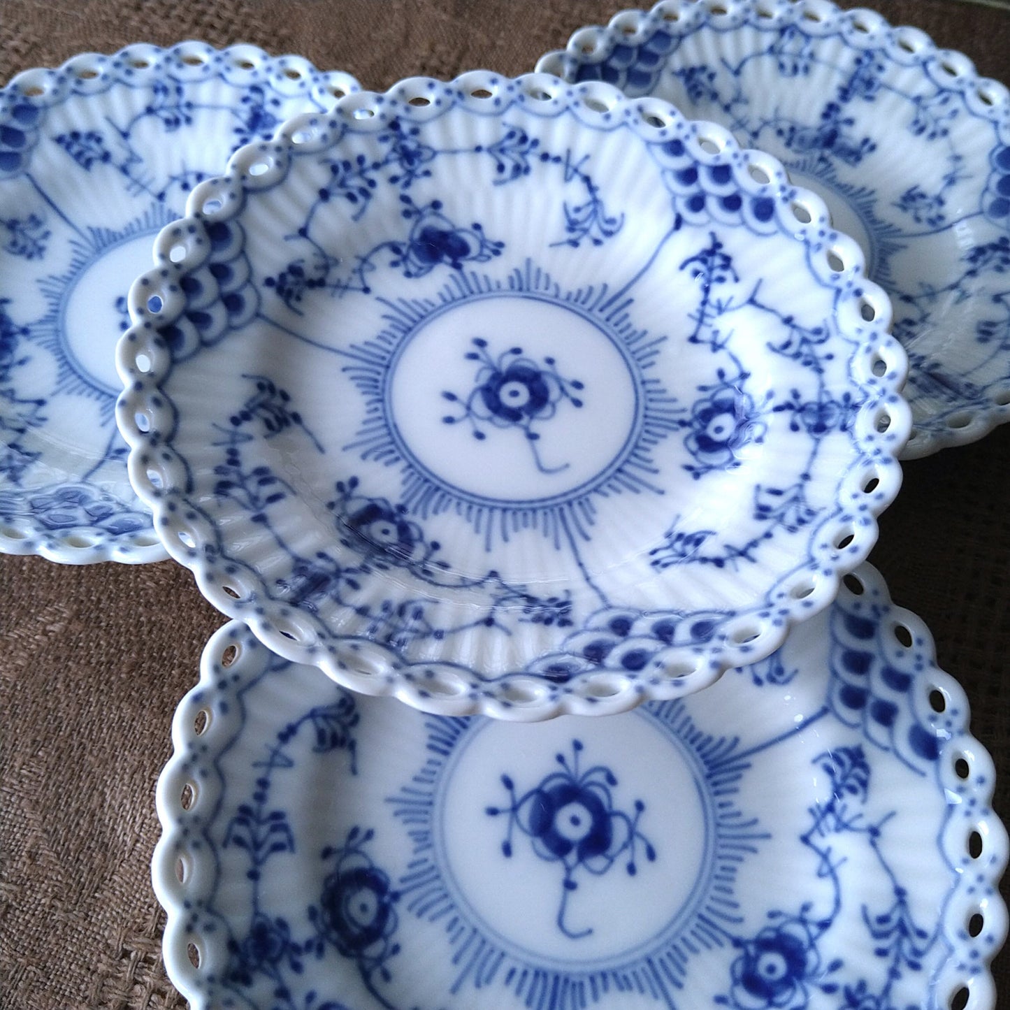 RoyalCopenhagenFullLaceフルレース直径約11㎝型番号1145の小皿/Full lace mini dish 11cm diam