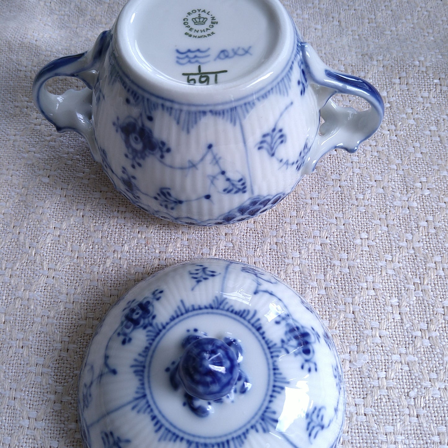 1975～1979年小さいシュガーポット取手付き/Sugar pot small