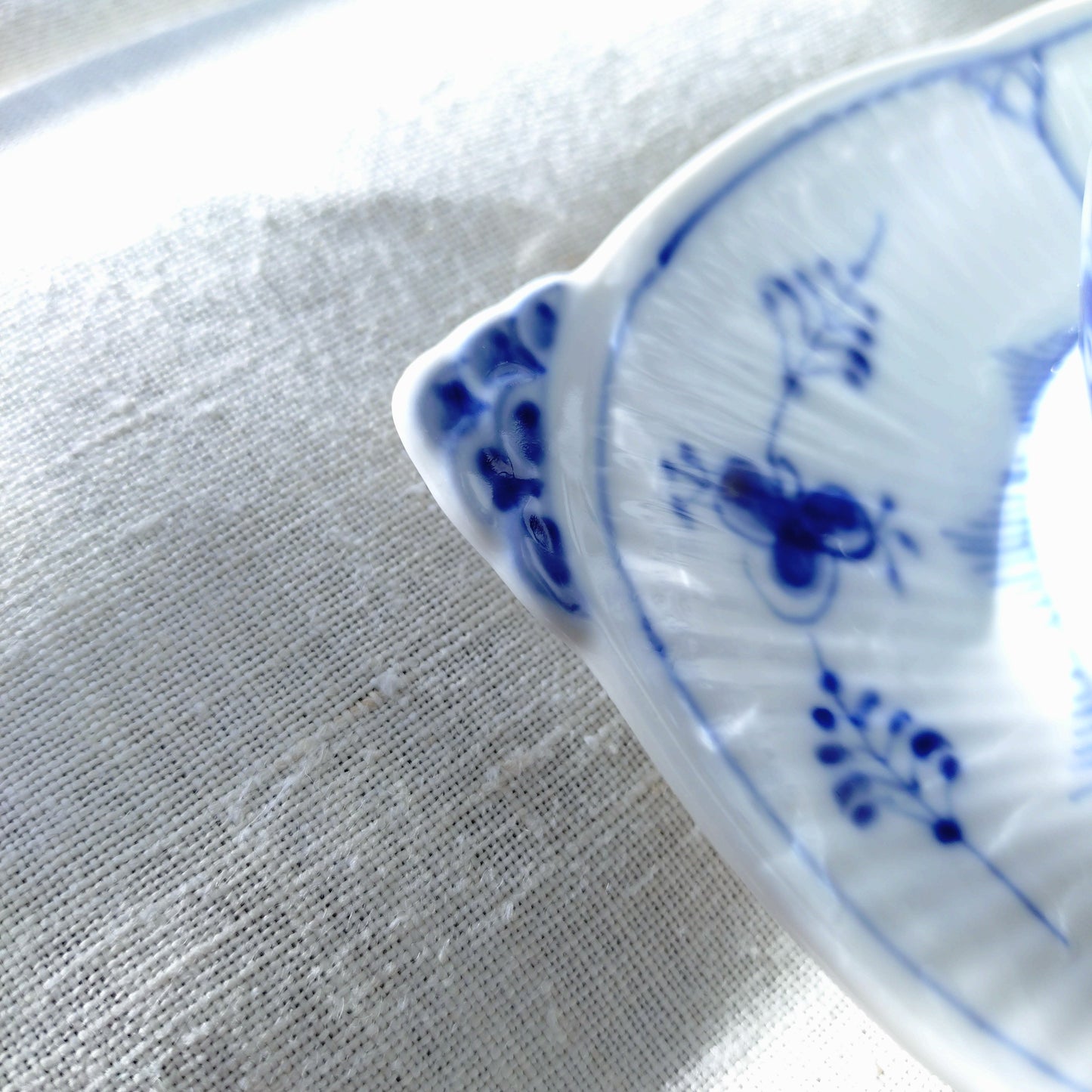 1965年RoyalCopenhagenブルーフルーテッドプレインのソースボード高さ約9㎝H横幅約24㎝L