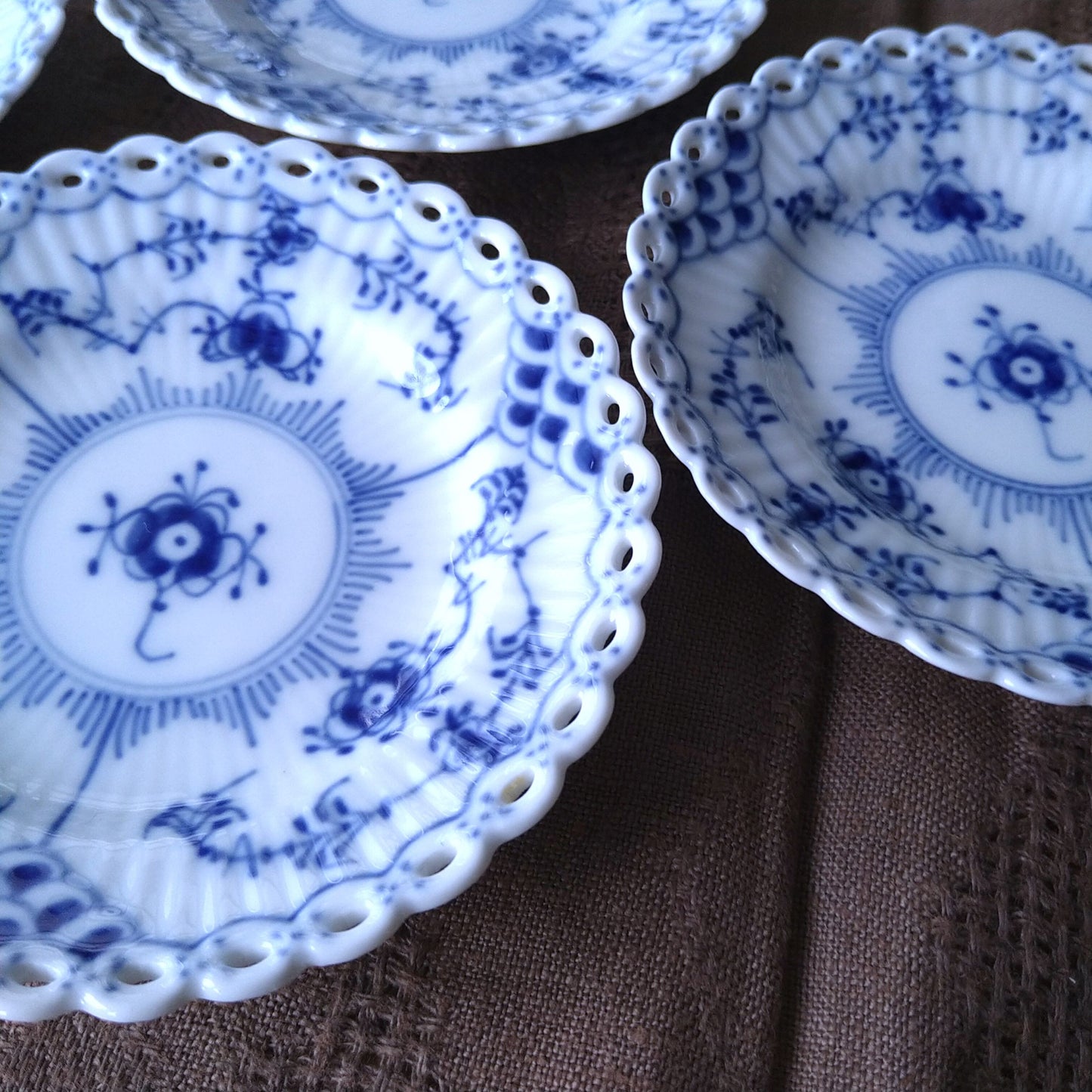 RoyalCopenhagenFullLaceフルレース直径約11㎝型番号1145の小皿/Full lace mini dish 11cm diam