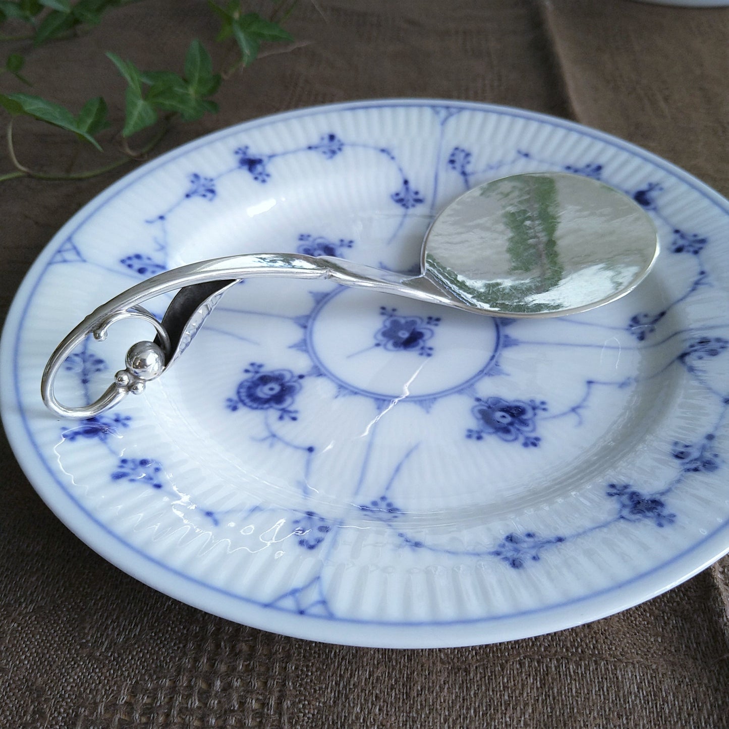 GeorgJensenオーナメンタルピース番号141のサーパー/OrnamentalNo.141  Cake server