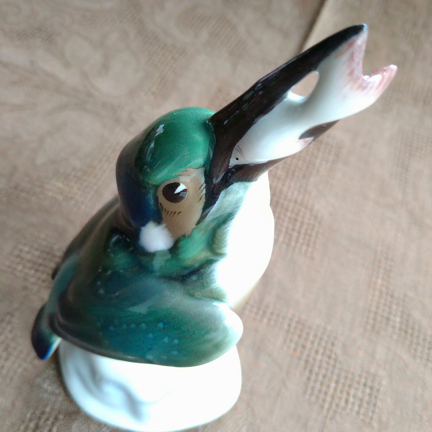 KPMベルリンの魚をくわえたカワセミ高さ約19㎝H/KPM Kingfisher with a fish