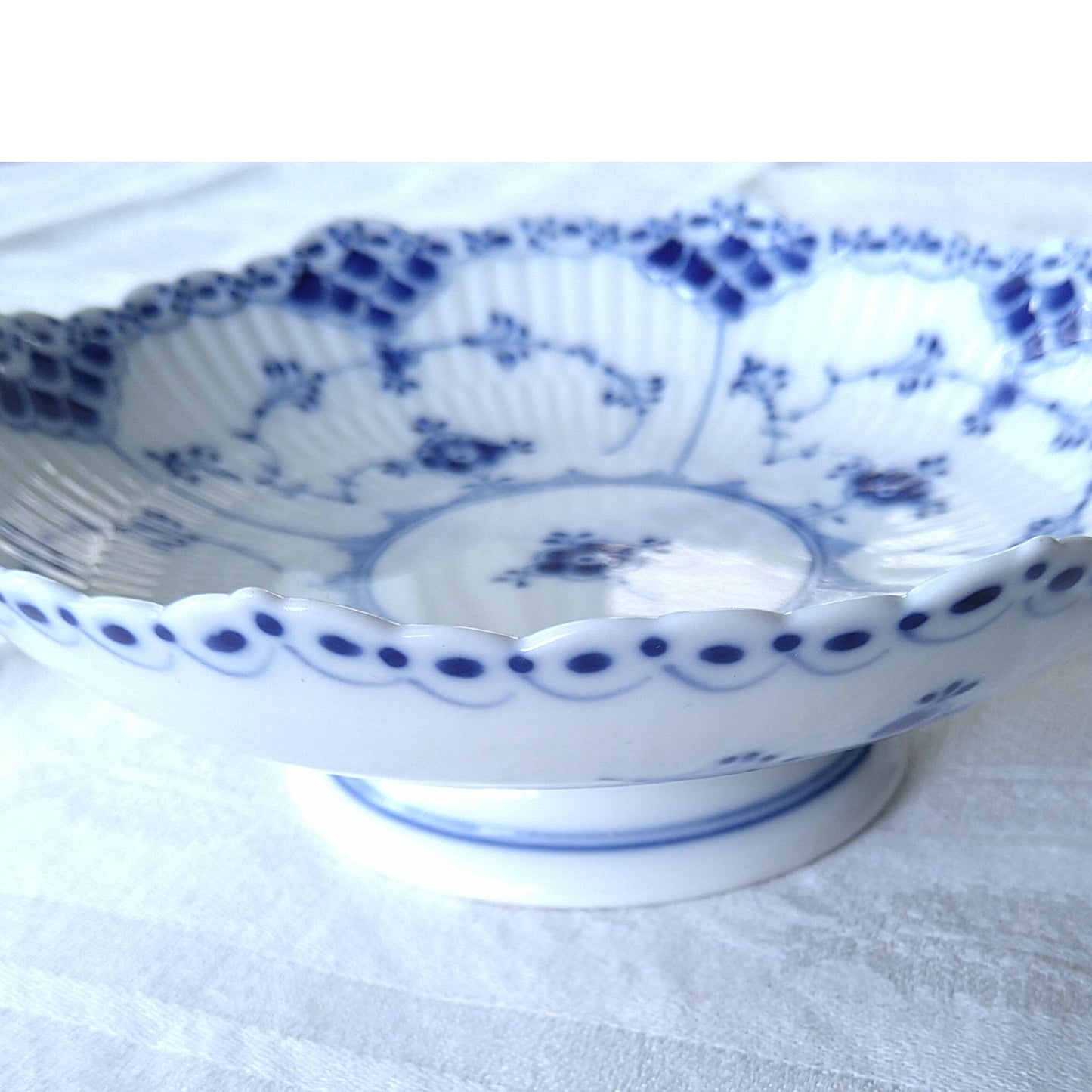 1950/1960年代RoyalCopenhagenブルーフルーテッドの嬉しい価格のいろいろ。