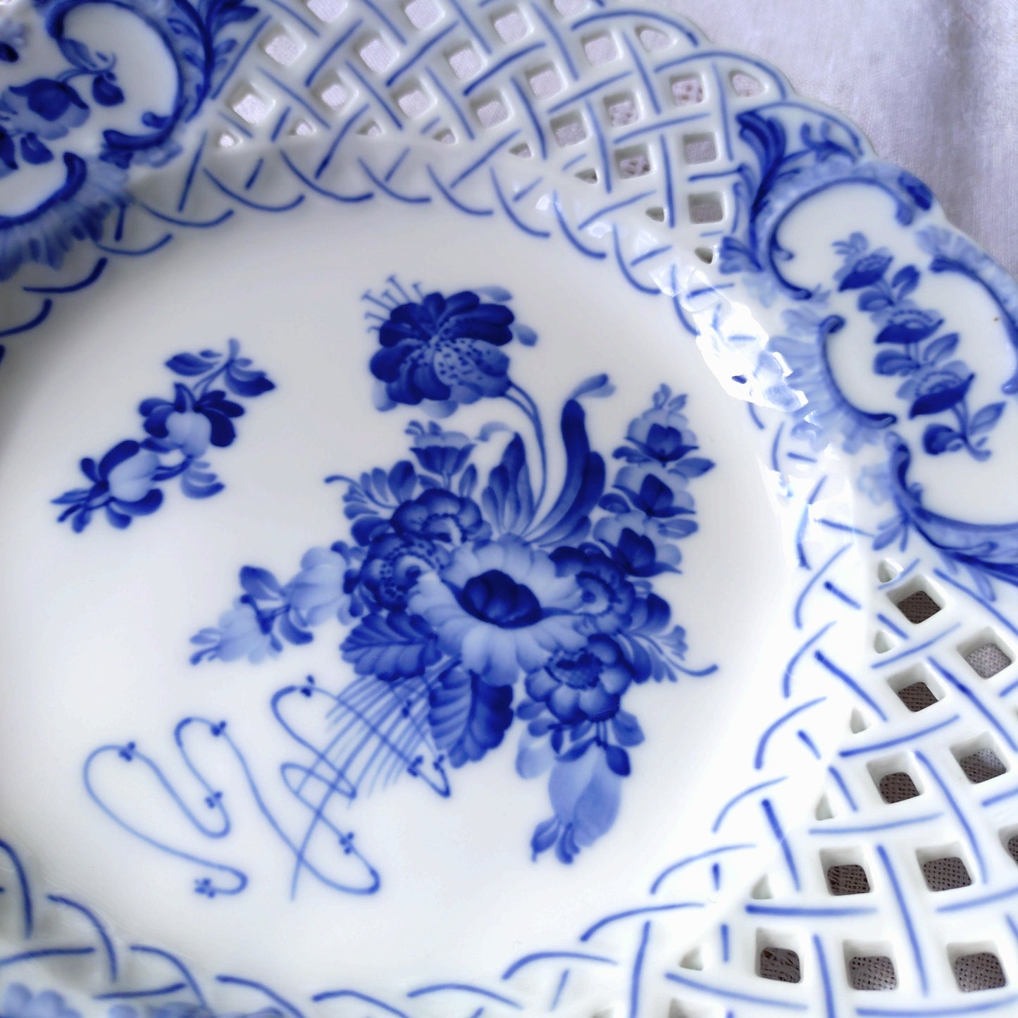 1969年～1974年のRoyalCopenhagenブルーフラワーのオープンワークのお皿は直径約23.7㎝D/BlueFlowerLacePlate