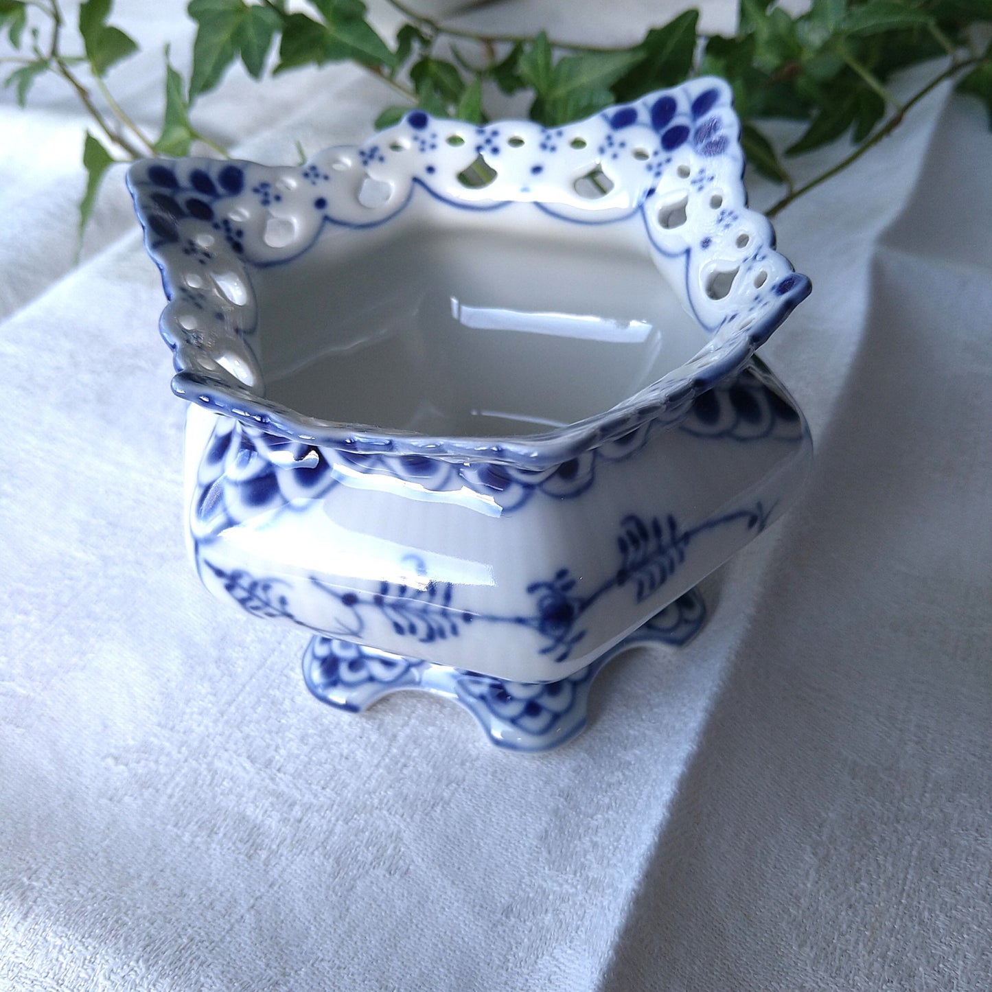 1975～1979年のフルレースのシュガーポット(小)高さ約7.5㎝H型番1112 /FullLace Sugar Pot7.5㎝H