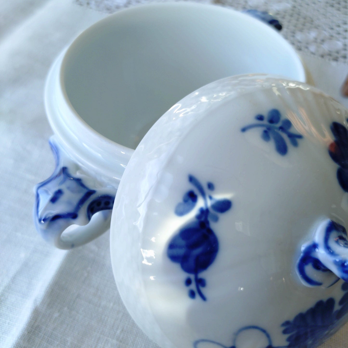 1969～1974年RoyalCopenhagenブルーフラワーカーブ把手付きシュガーポット高さ11.5㎝/BlueFlowerCurveSugarpot11.5cm H