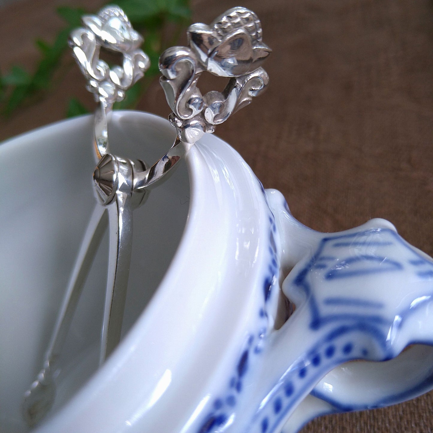 Georg Jensen Acorn 系列砂糖夾