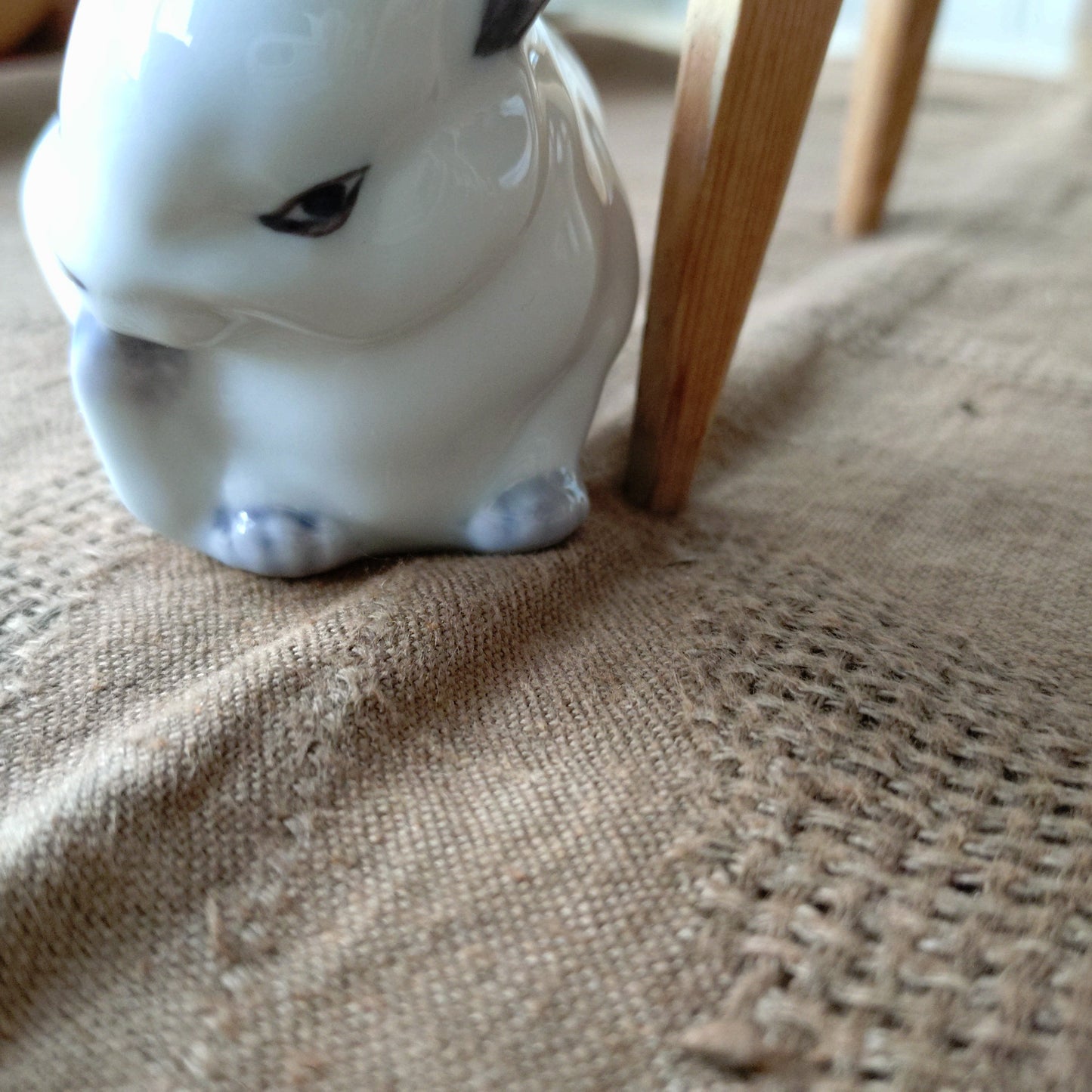 🐰Royal Copenhagen, Young Rabbit, Jeanne Grut design, approximately 7.5 cm (H) in height, model number 251, grooming its hind leg. Fits in the palm of your hand.