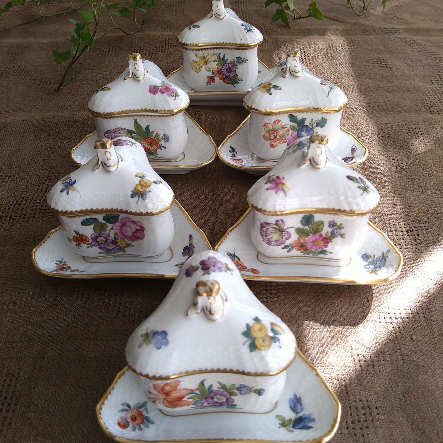 Royal Copenhagenサクソンフラワー三角カスタードカップソーサー/SaxonFlower Custurd cup and saucer