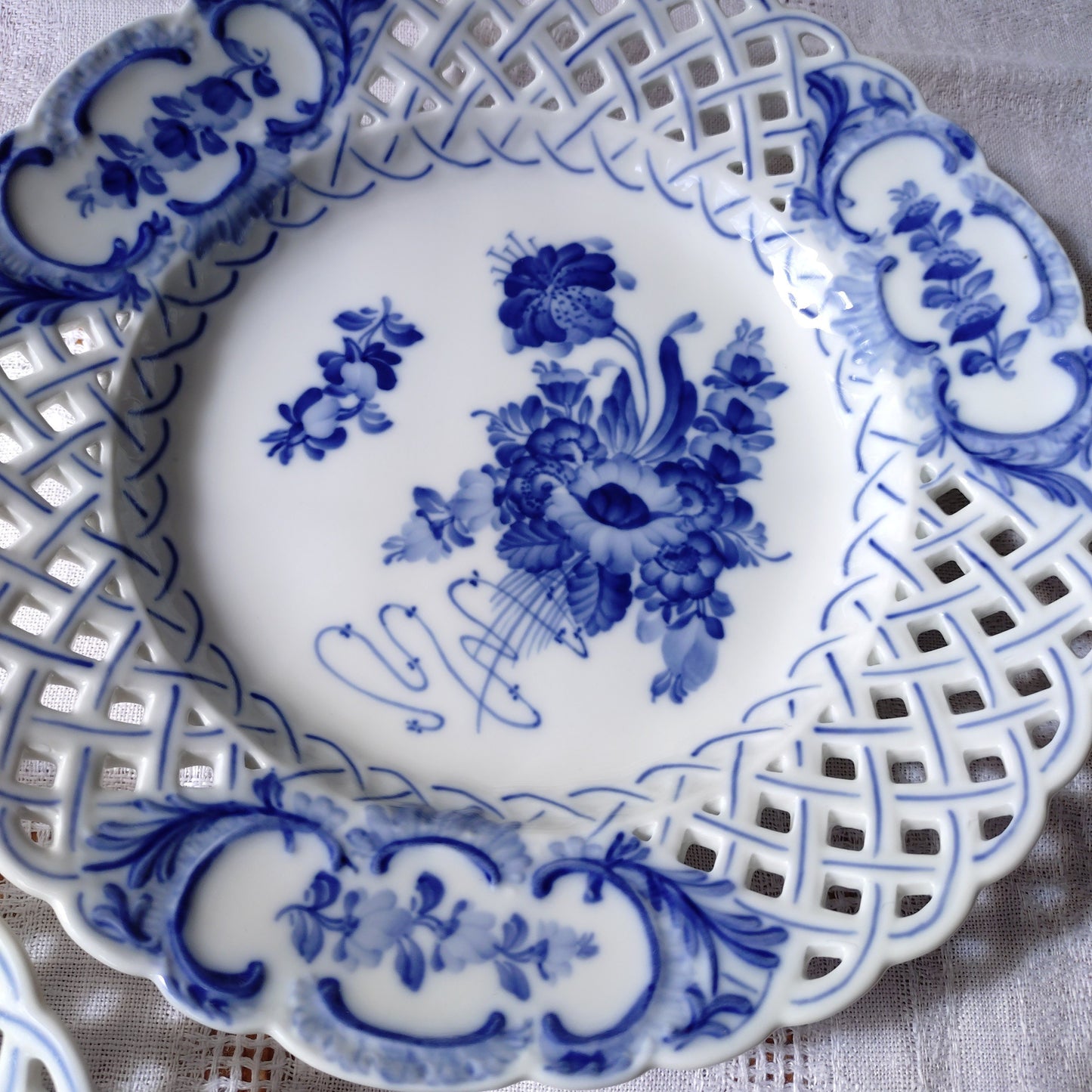 1969年～1974年のRoyalCopenhagenブルーフラワーのオープンワークのお皿は直径約23.7㎝D/BlueFlowerLacePlate